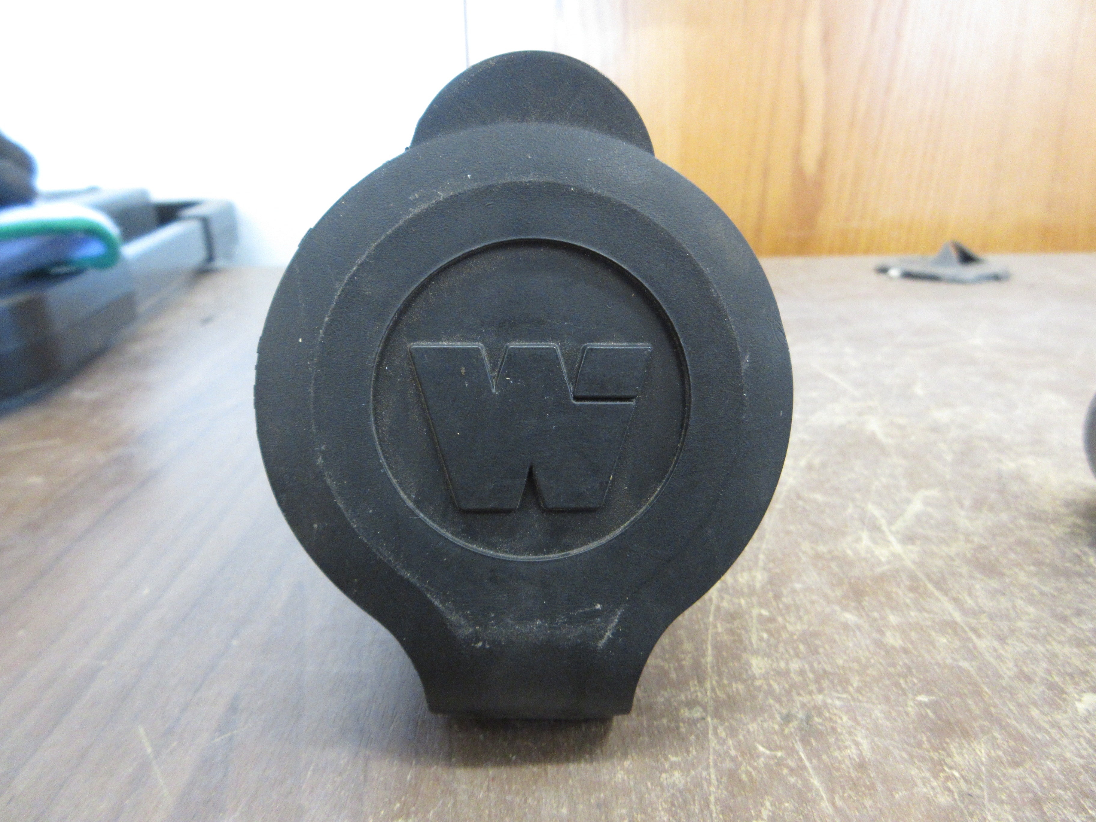 Daniel Woodhead Watertight Connector Nema L15-20R 20A 250V 3Ph Used