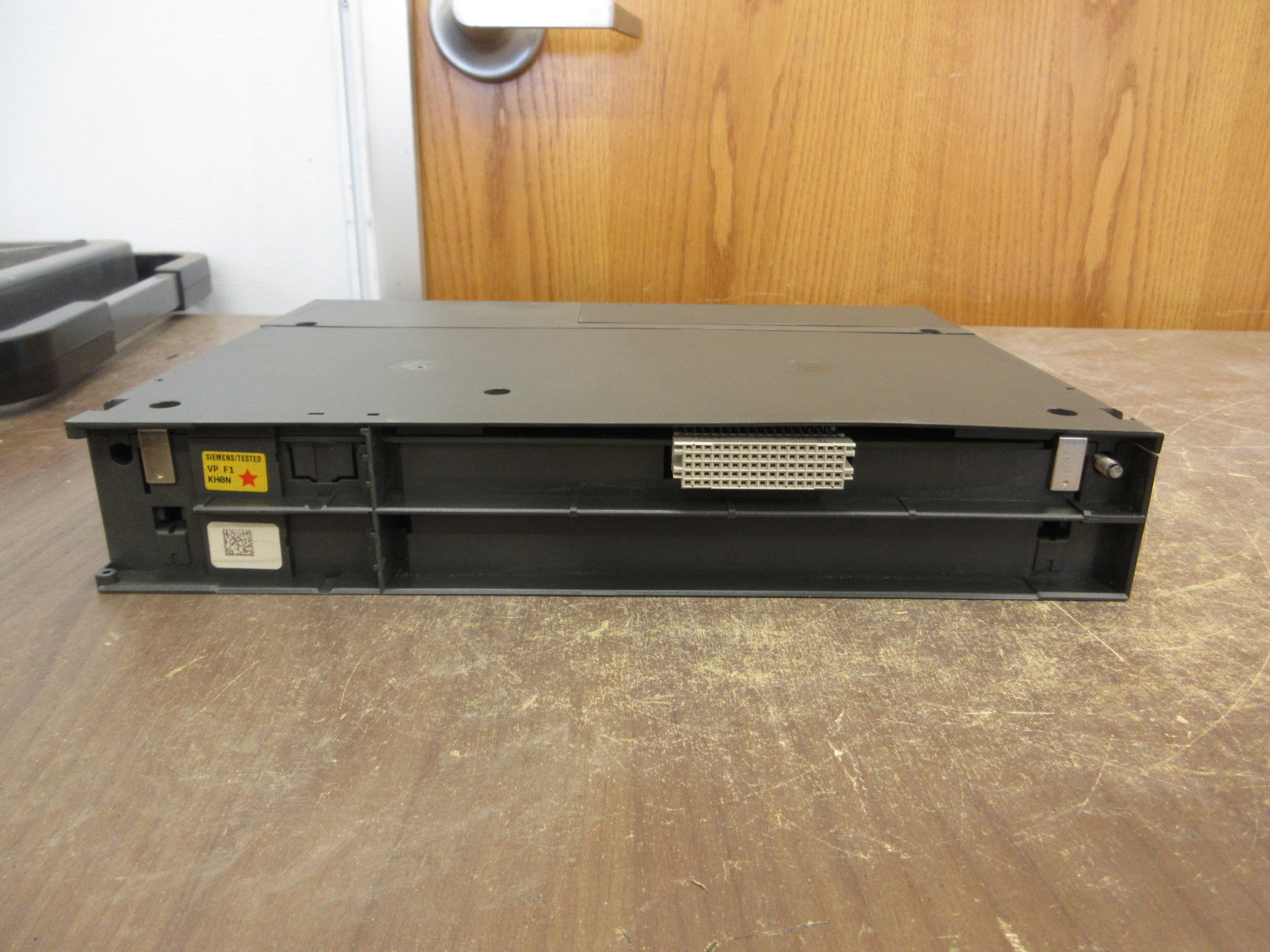 Siemens Simatic S7-400 SV Power Supply Module 6ES7 407-0KA02-0AA0 Used