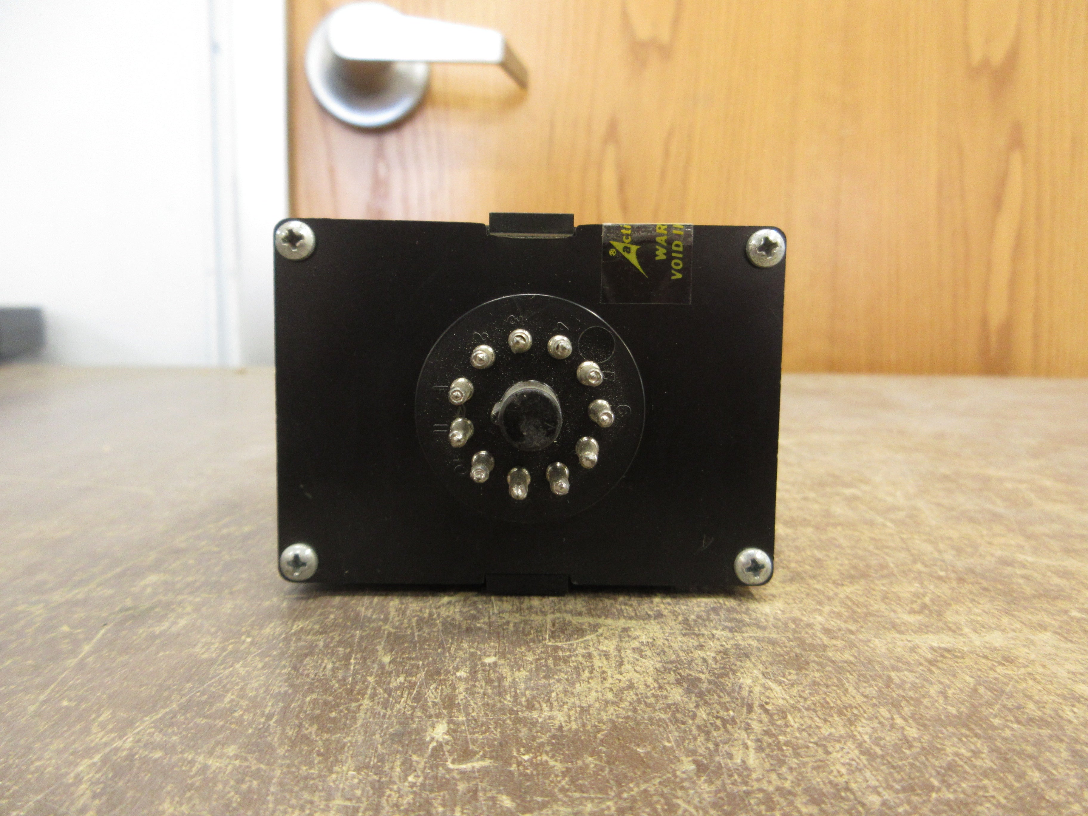 Action Instruments Action Pak Signal Converter Relay 1000-6070M Rev. A - 033953