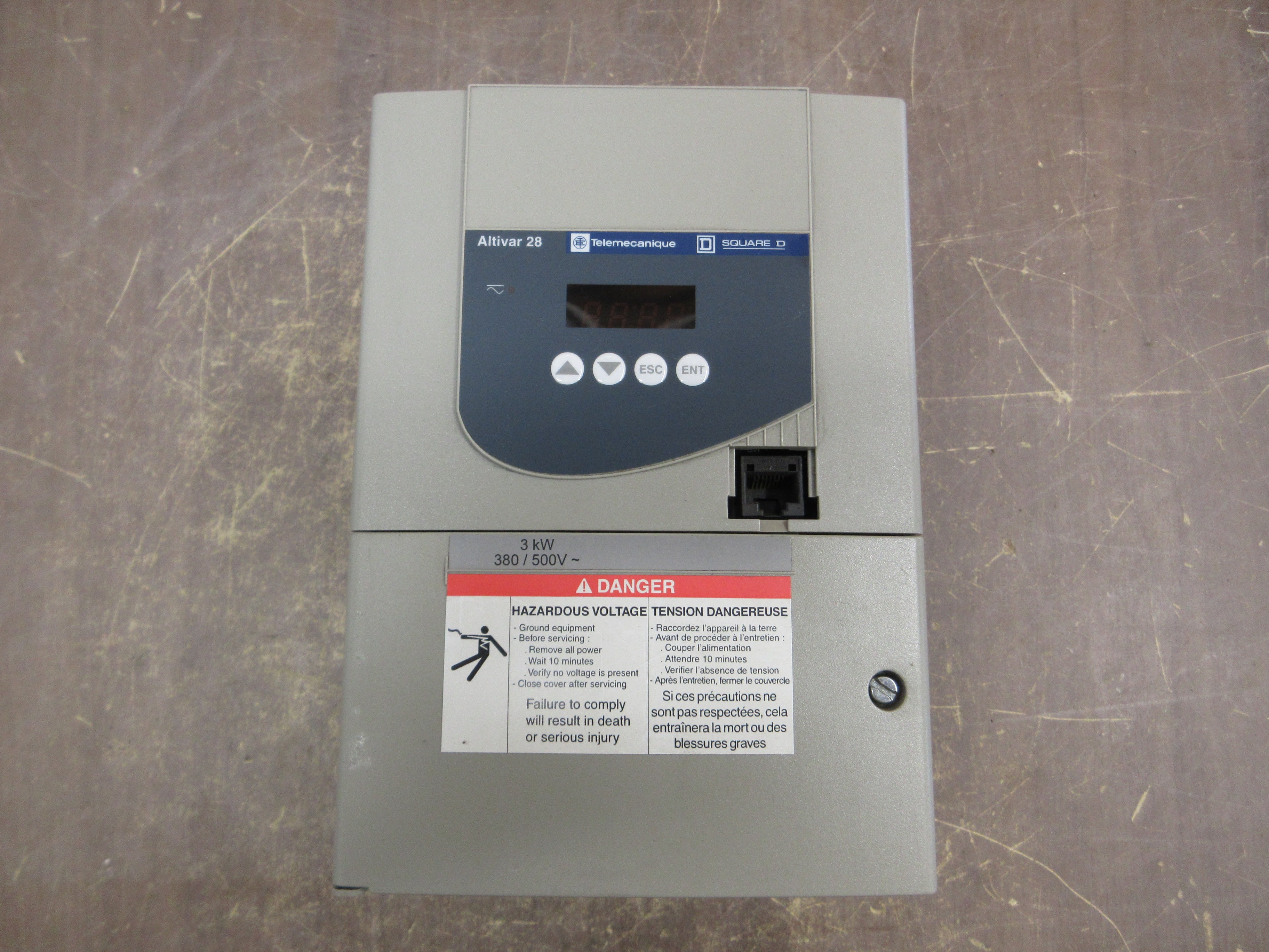 Schneider Electric Altivar 28 AC Drive ATV28HU54N4U 3HP 3Ph Used