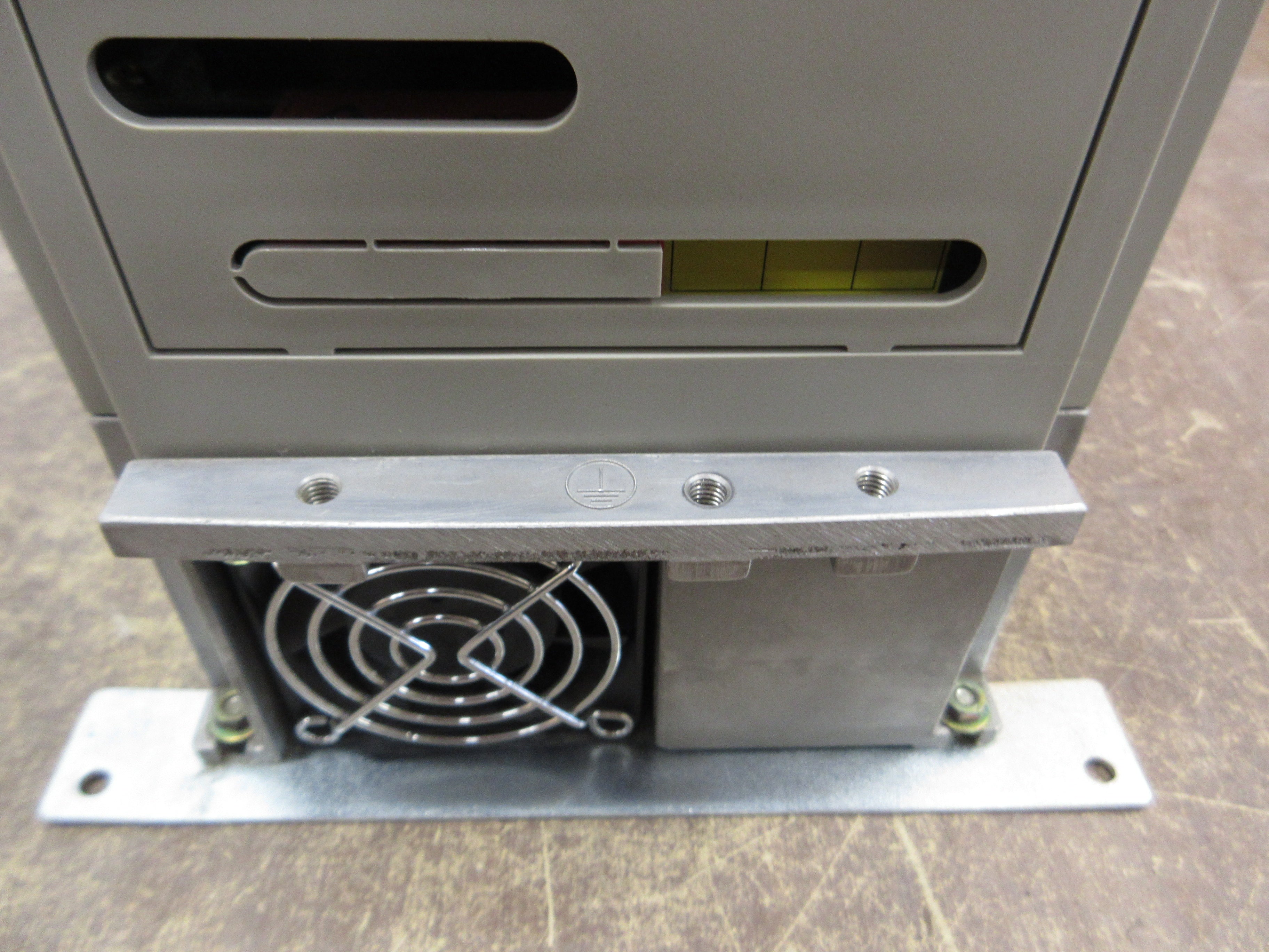 Schneider Electric Altivar 28 AC Drive ATV28HU54N4U 3HP 3Ph Used