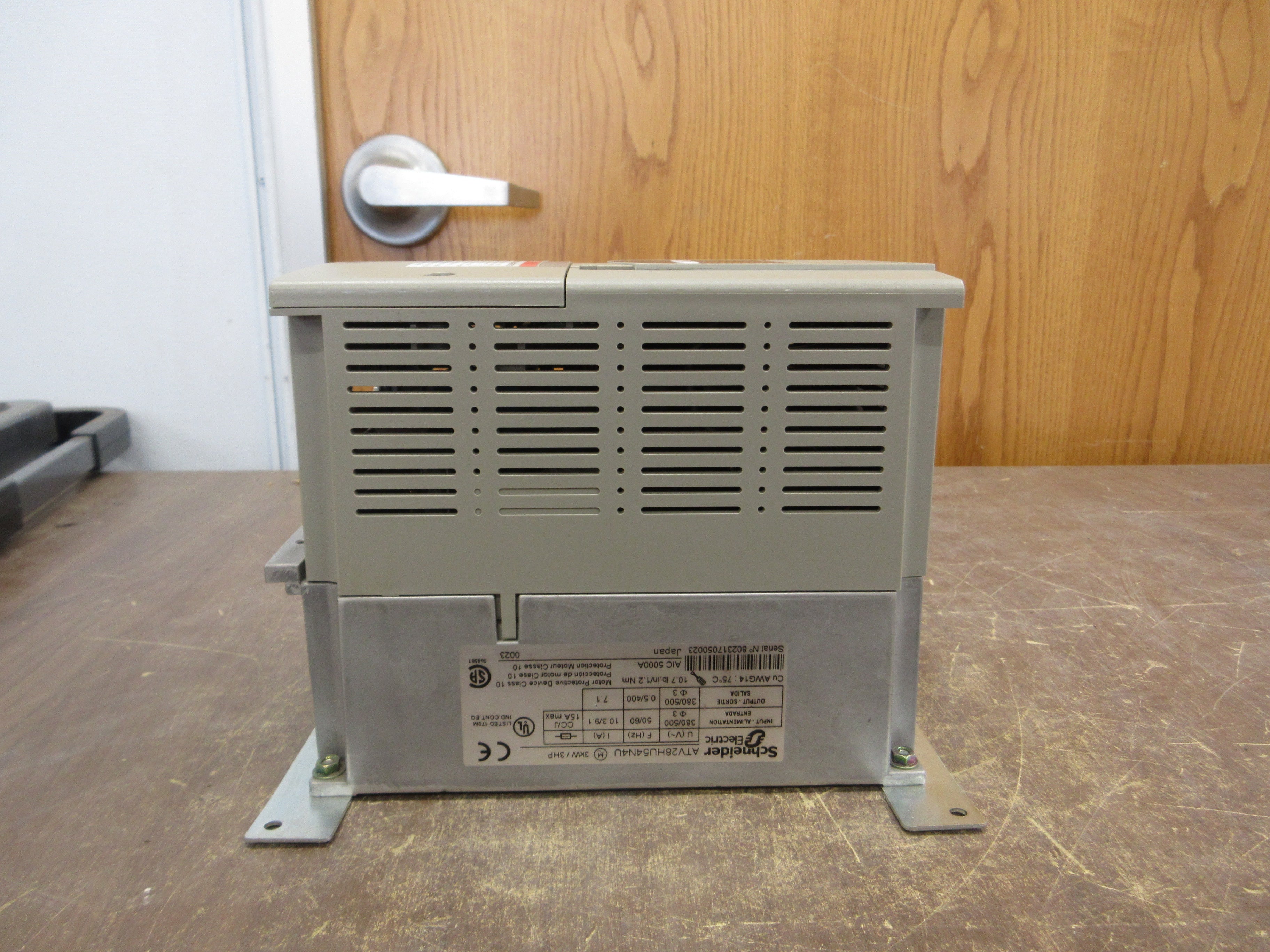 Schneider Electric Altivar 28 AC Drive ATV28HU54N4U 3HP 3Ph Used