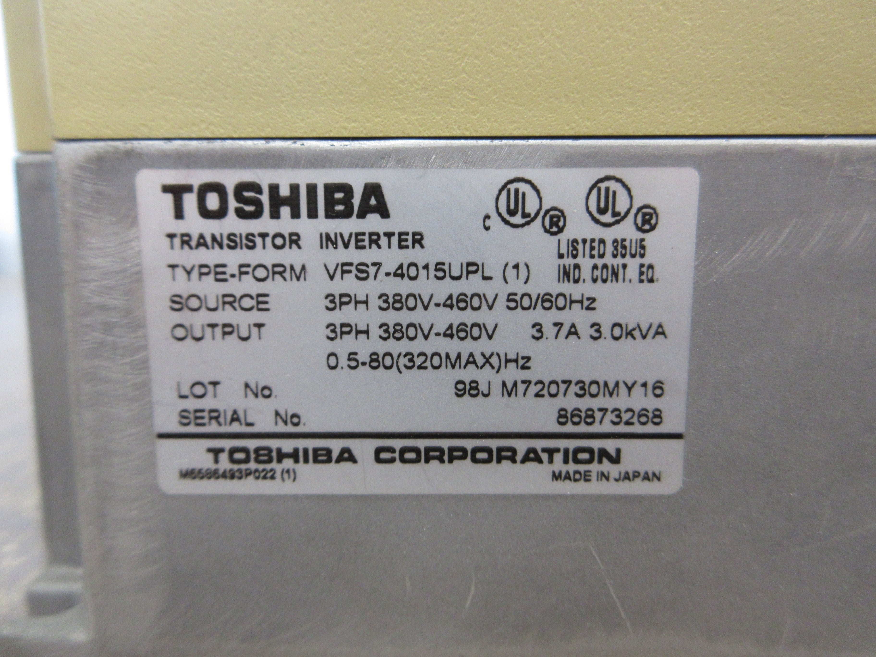 Toshiba AC Drive VFS7-4015UPL 2HP 3Ph Input: 380-460V 50/60Hz Used