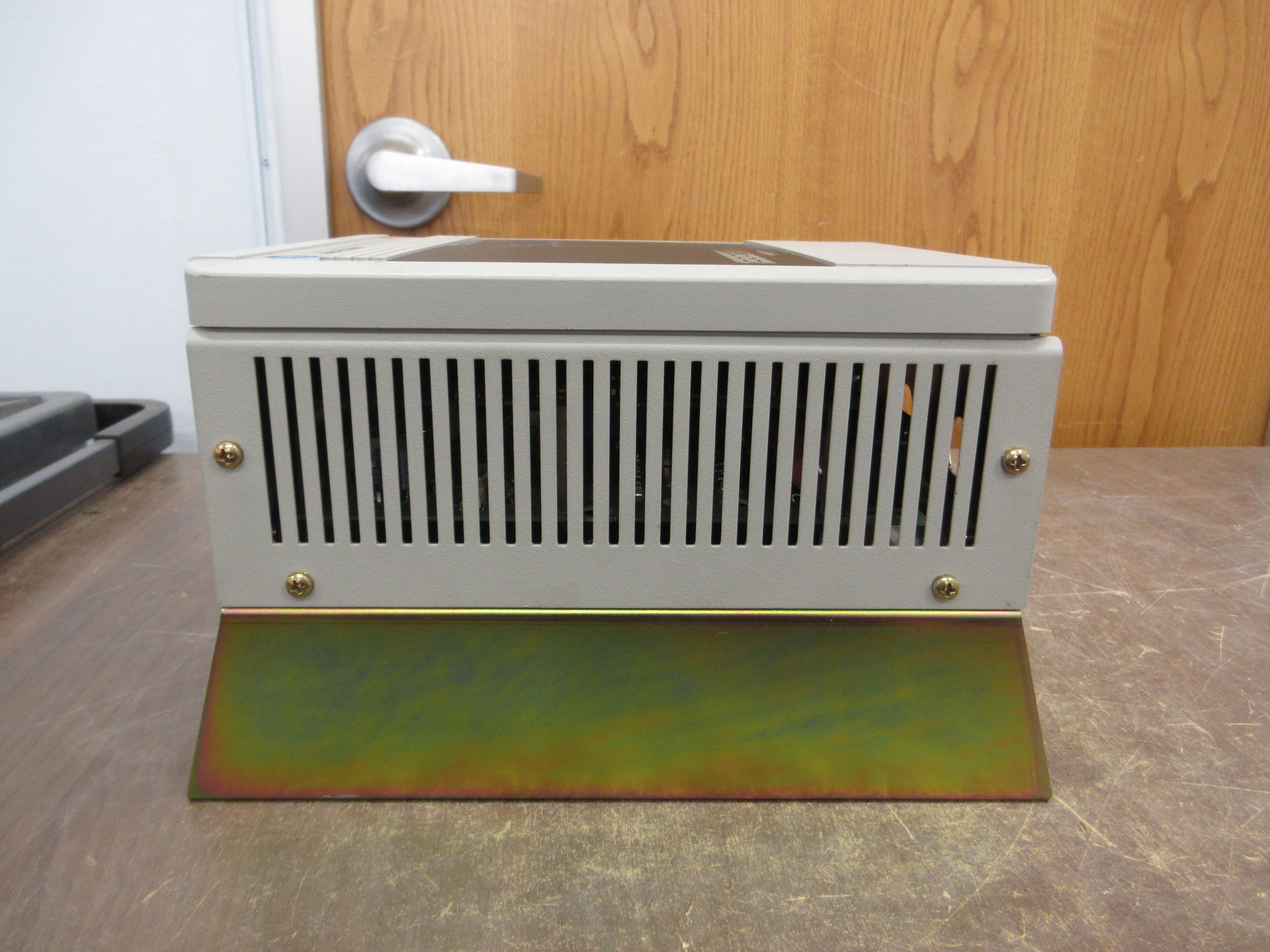 Allen-Bradley 1336 Plus AC Drive 1336S-BRF20-AE-DE4 Ser. D 2HP Used