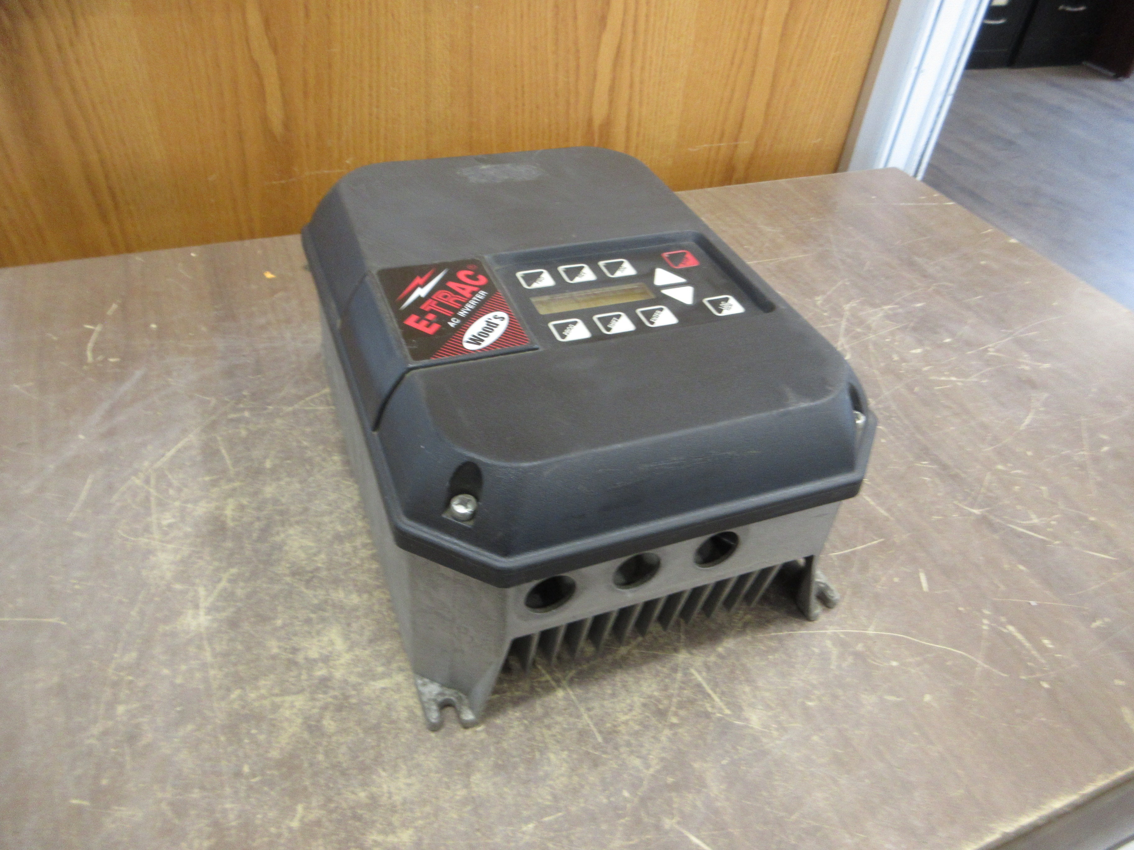 TB Wood's E-Trac AC Drive WFC4002-0C 2HP 3Ph Used