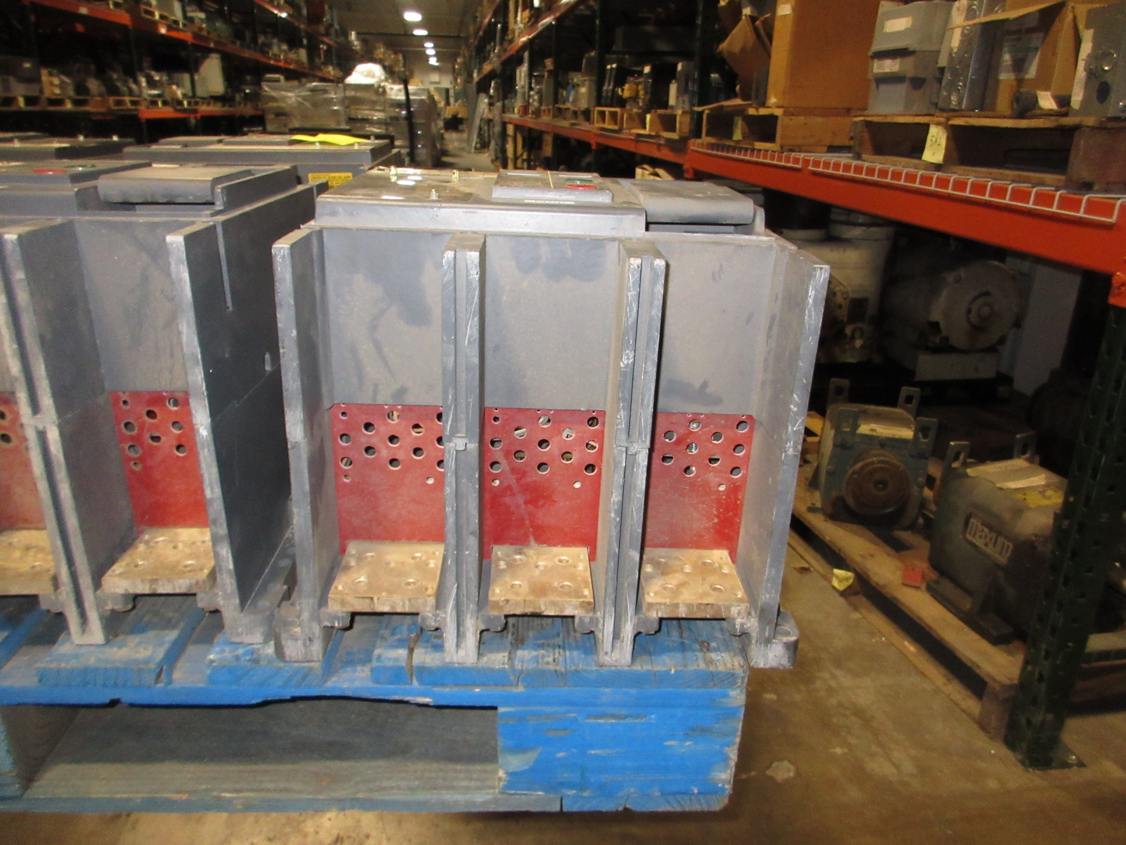 Cutler-Hammer Circuit Breaker SPB 65 2000C Amp Frame 2000A Rating Plug 600V Used