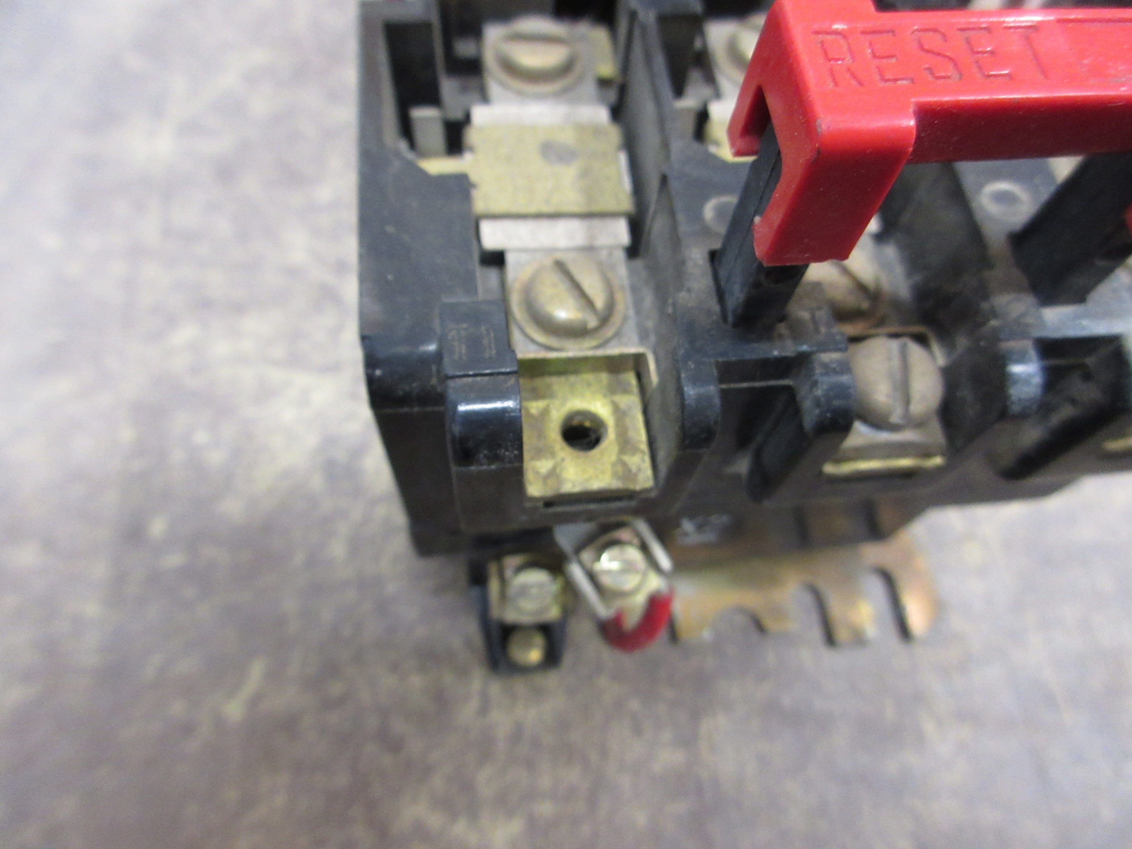 Square D Size 1 Starter 8536 SCO 3 Ser. A 120V Coil Used