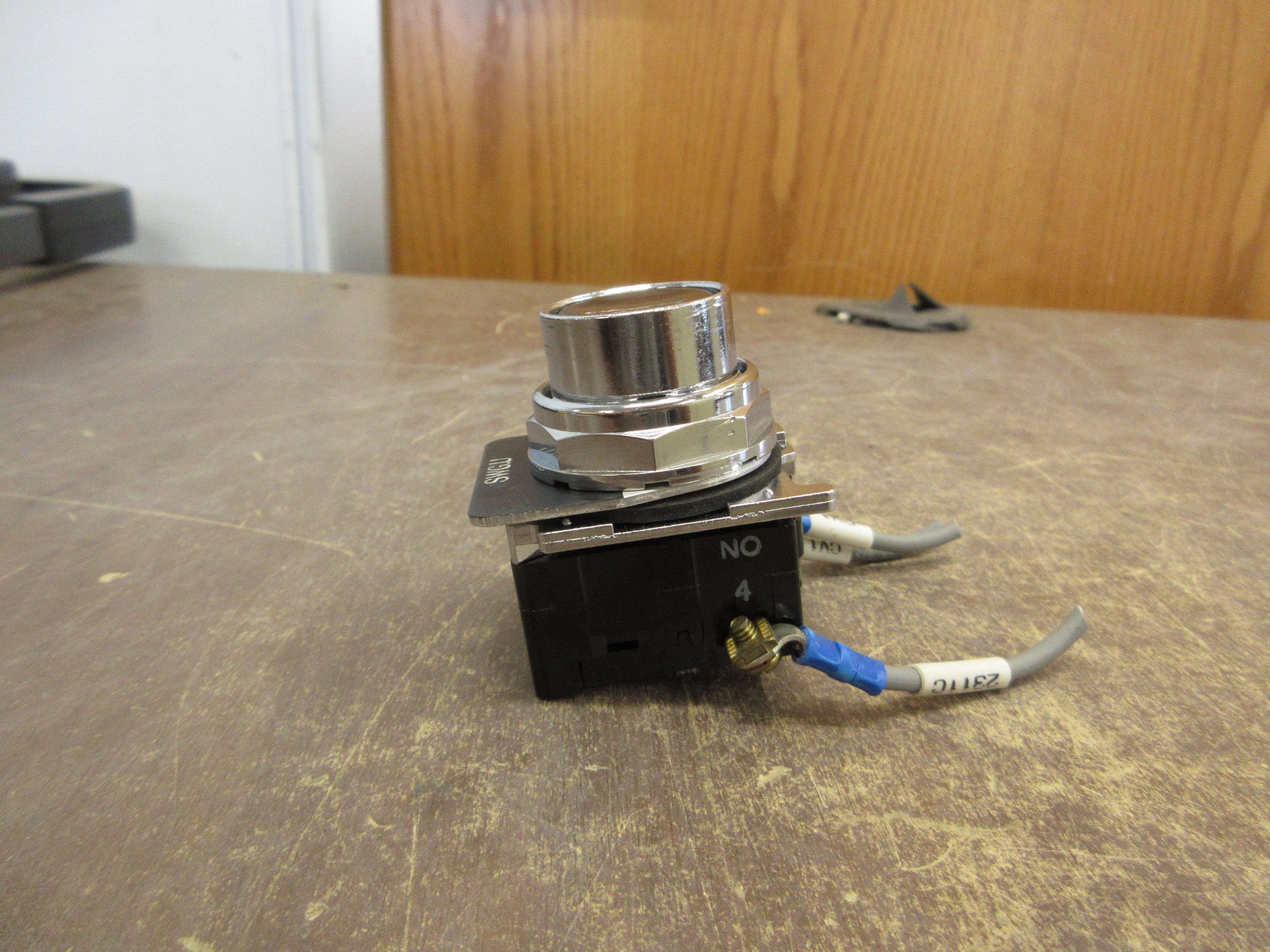 Cutler-Hammer Push Button 10250T/91000T Black "SWG.U" Used