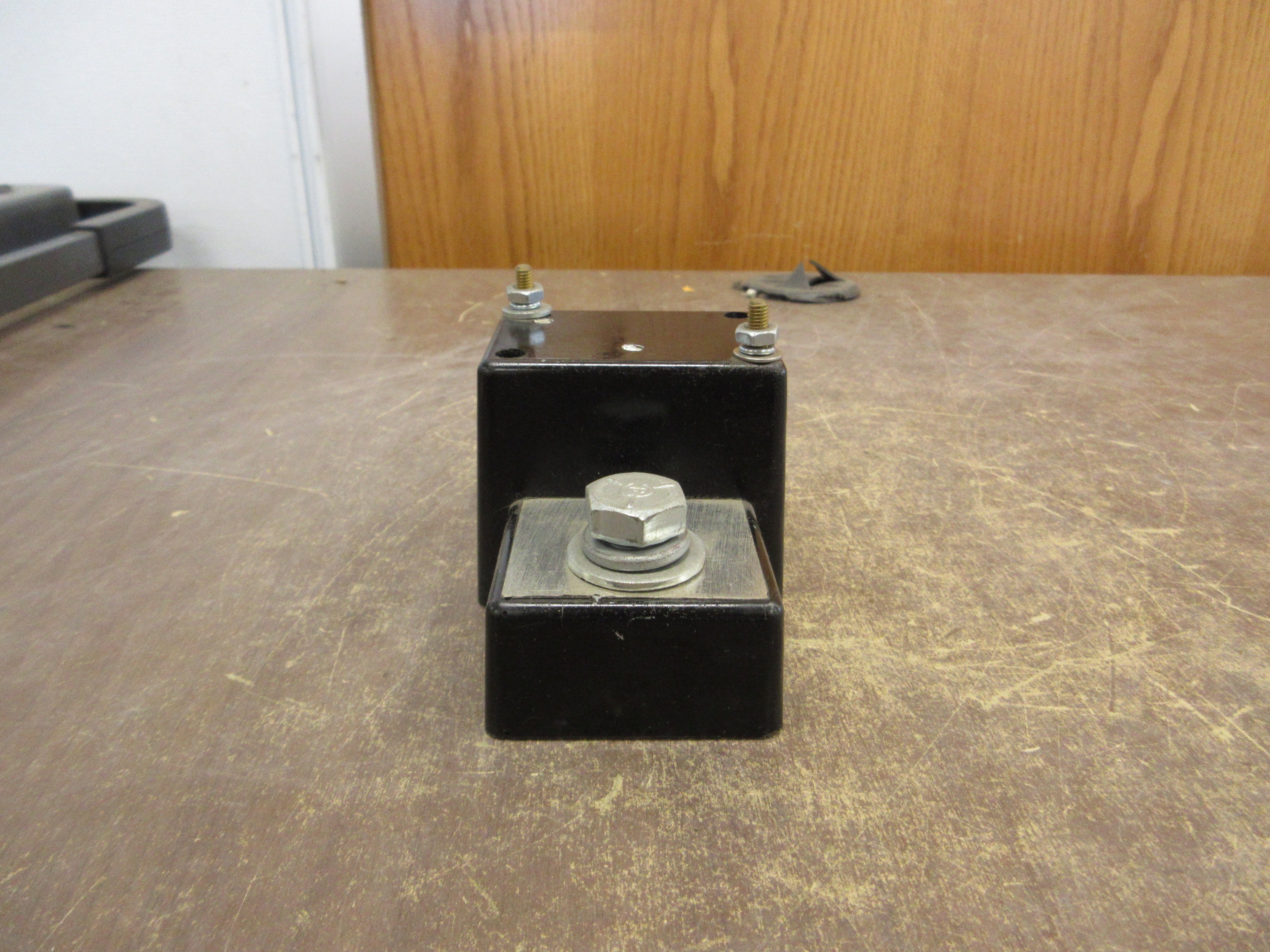 Eaton Neutral Current Sensor CTF080 Style: 5721B64G03 Ratio 80:0.06A Used