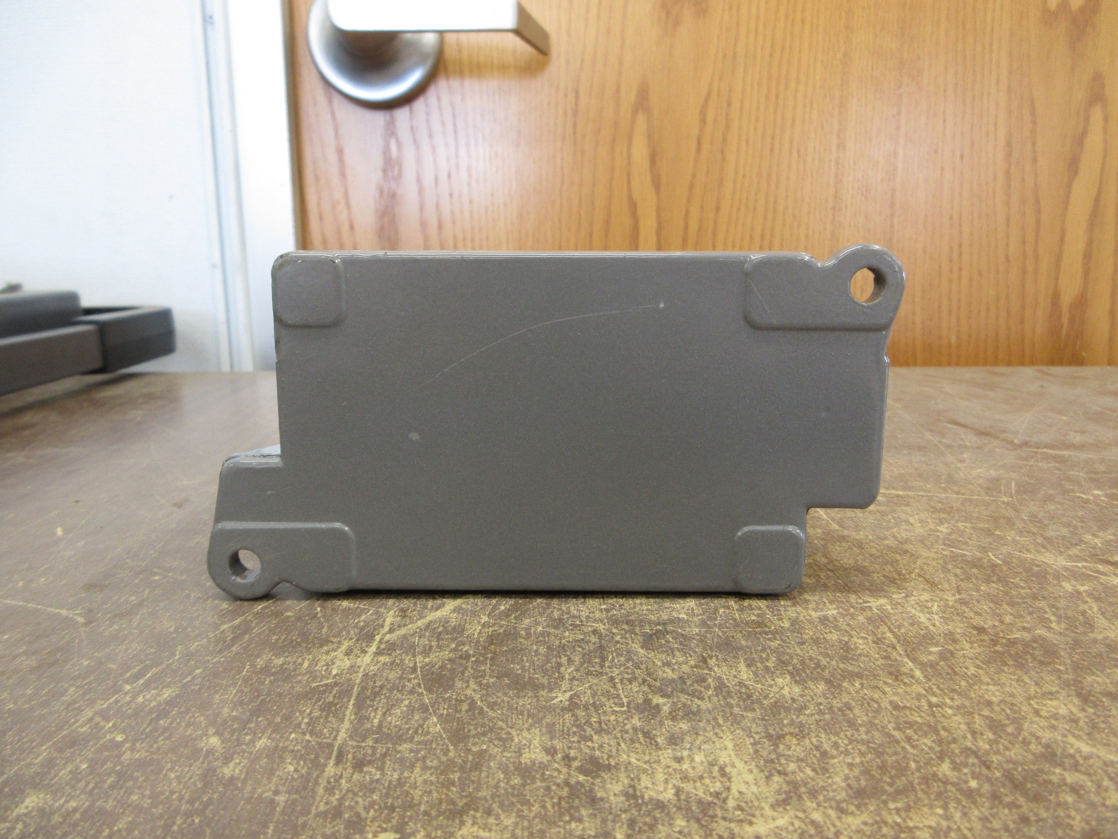 RusselStoll Receptacle w/ Base 3743U2 15A 250V Used