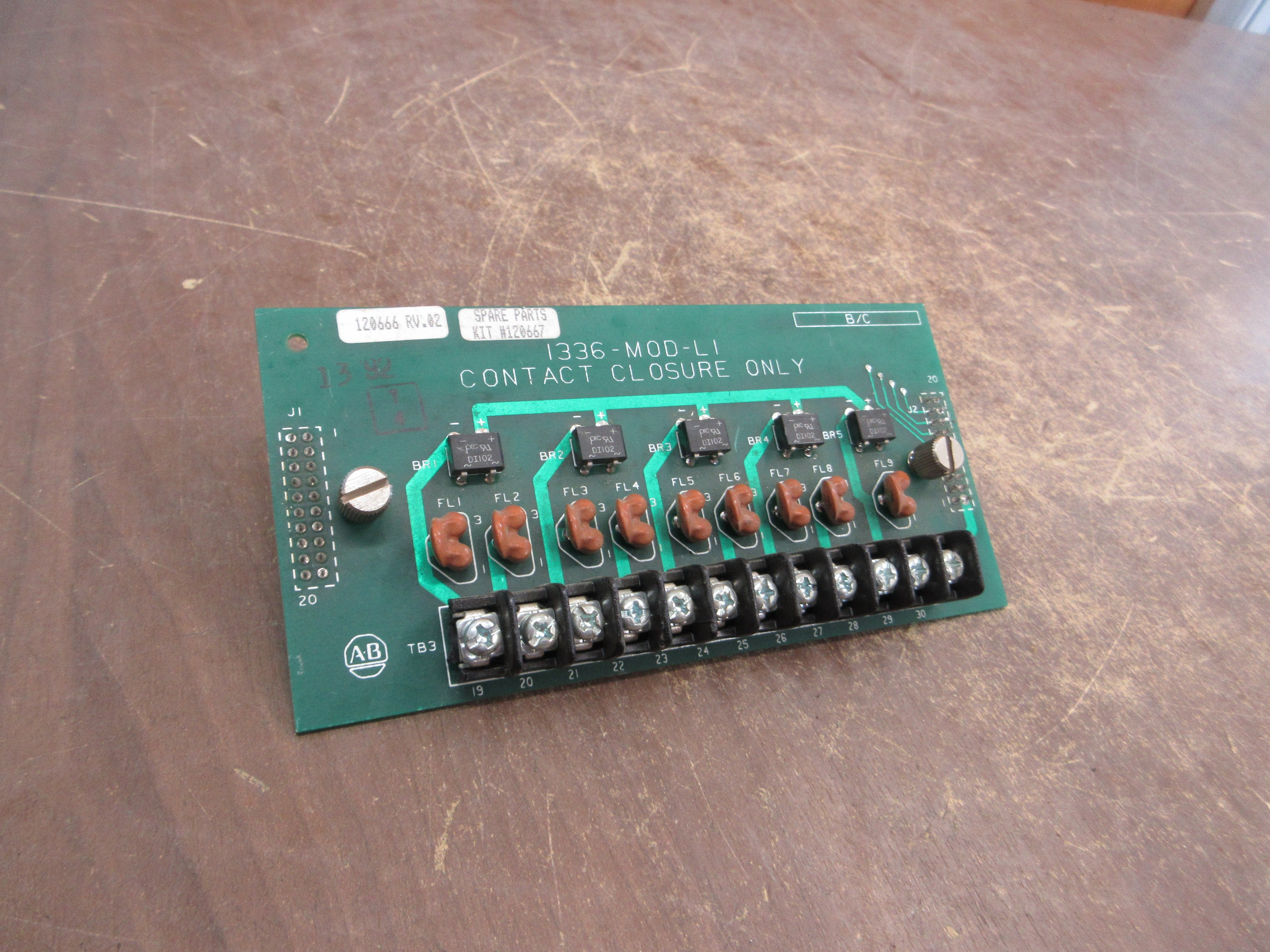 Allen-Bradley 1336-MOD-L1 Board 120666 Rev. 02 5VDC *Broken Terminal Corner*