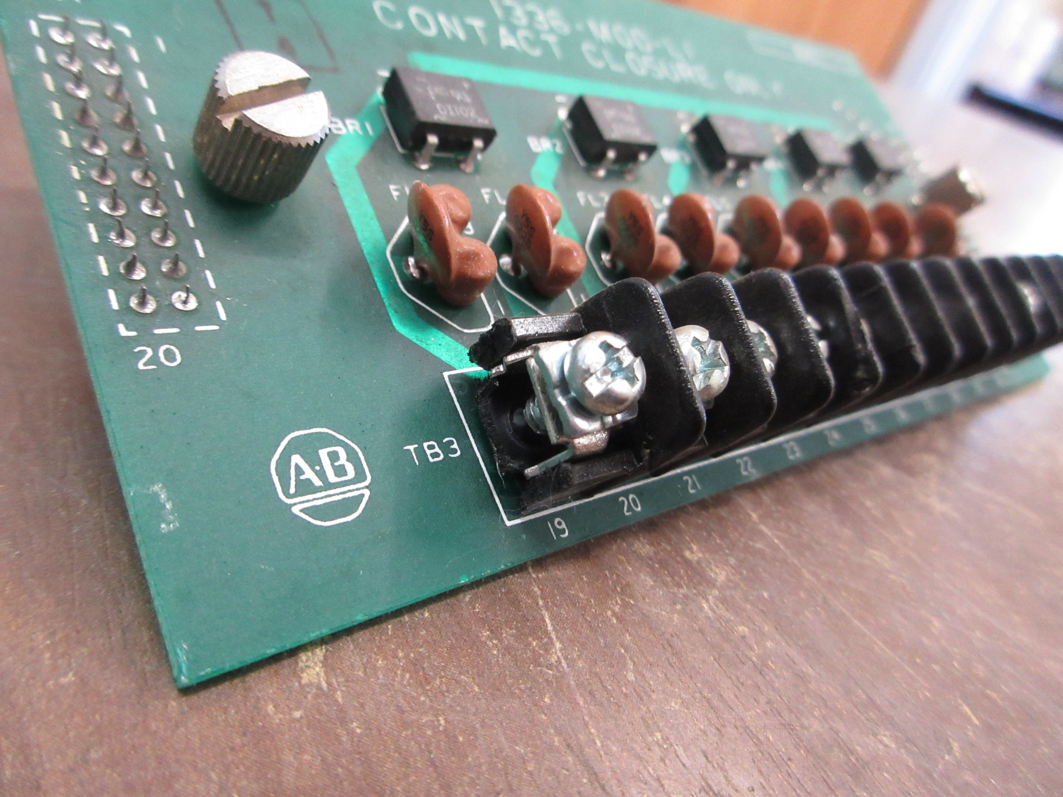 Allen-Bradley 1336-MOD-L1 Board 120666 Rev. 02 5VDC *Broken Terminal Corner*