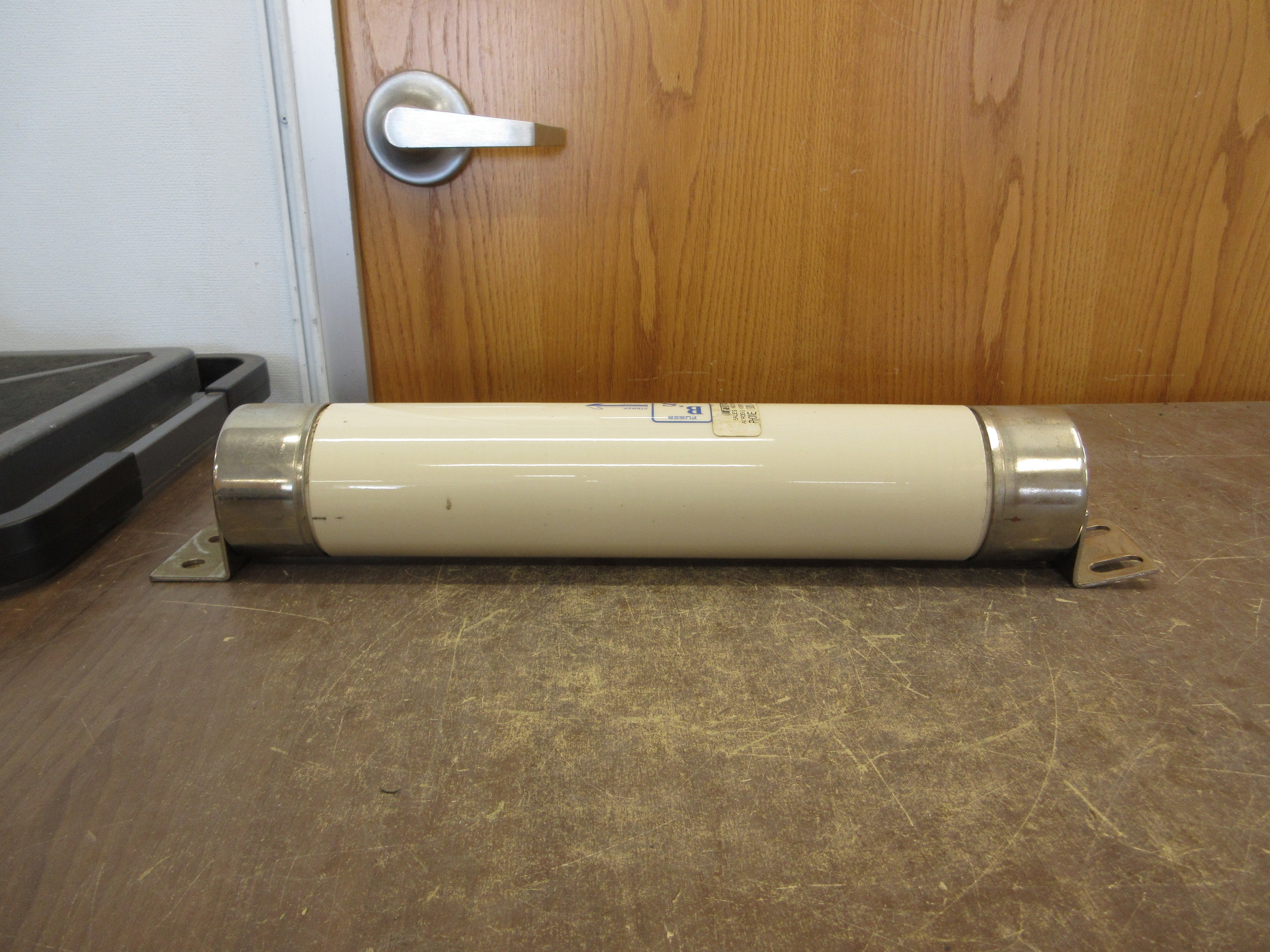 B&S Fuse D0776-12 94 250A 7.2kV Used