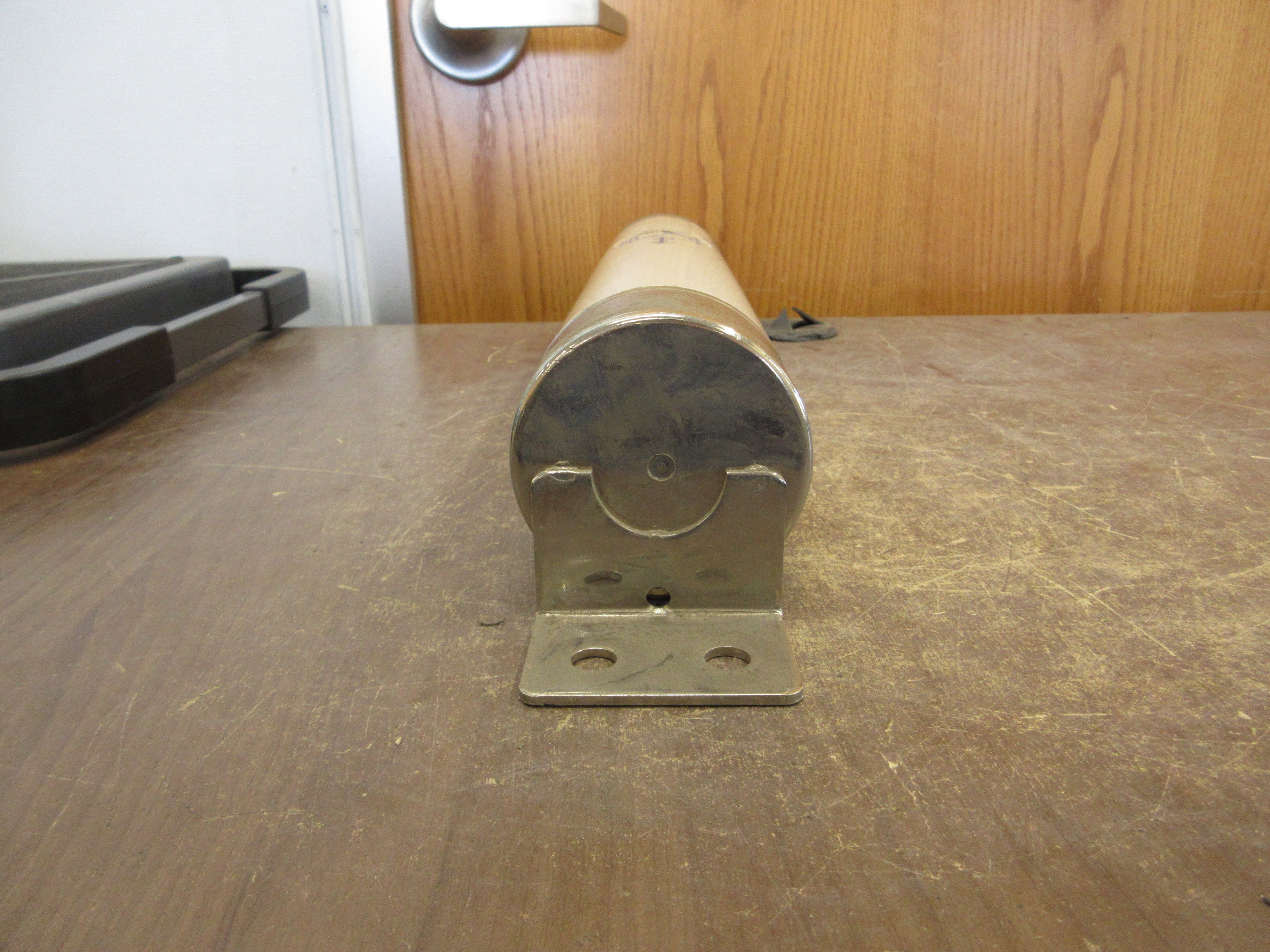 B&S Fuse D0776-12 94 250A 7.2kV Used