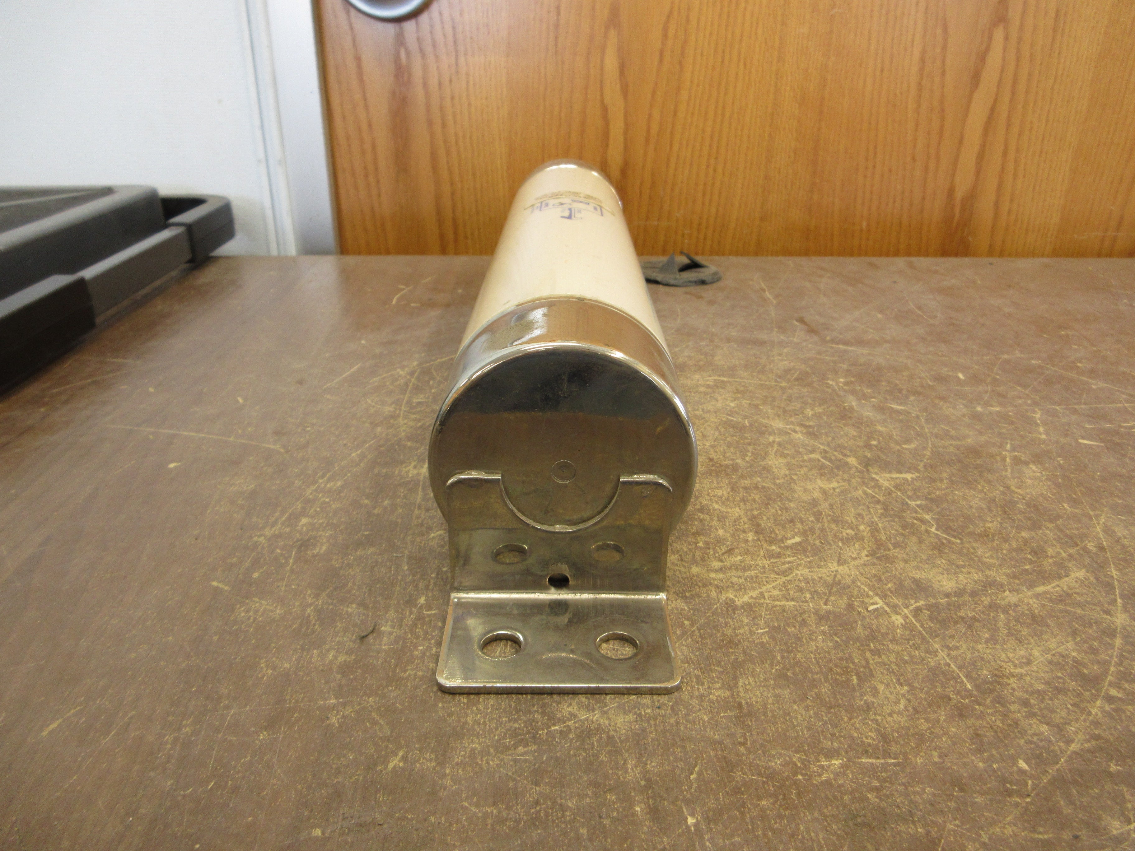B&S Fuse D0775-12 94 250A 7.2kV Used