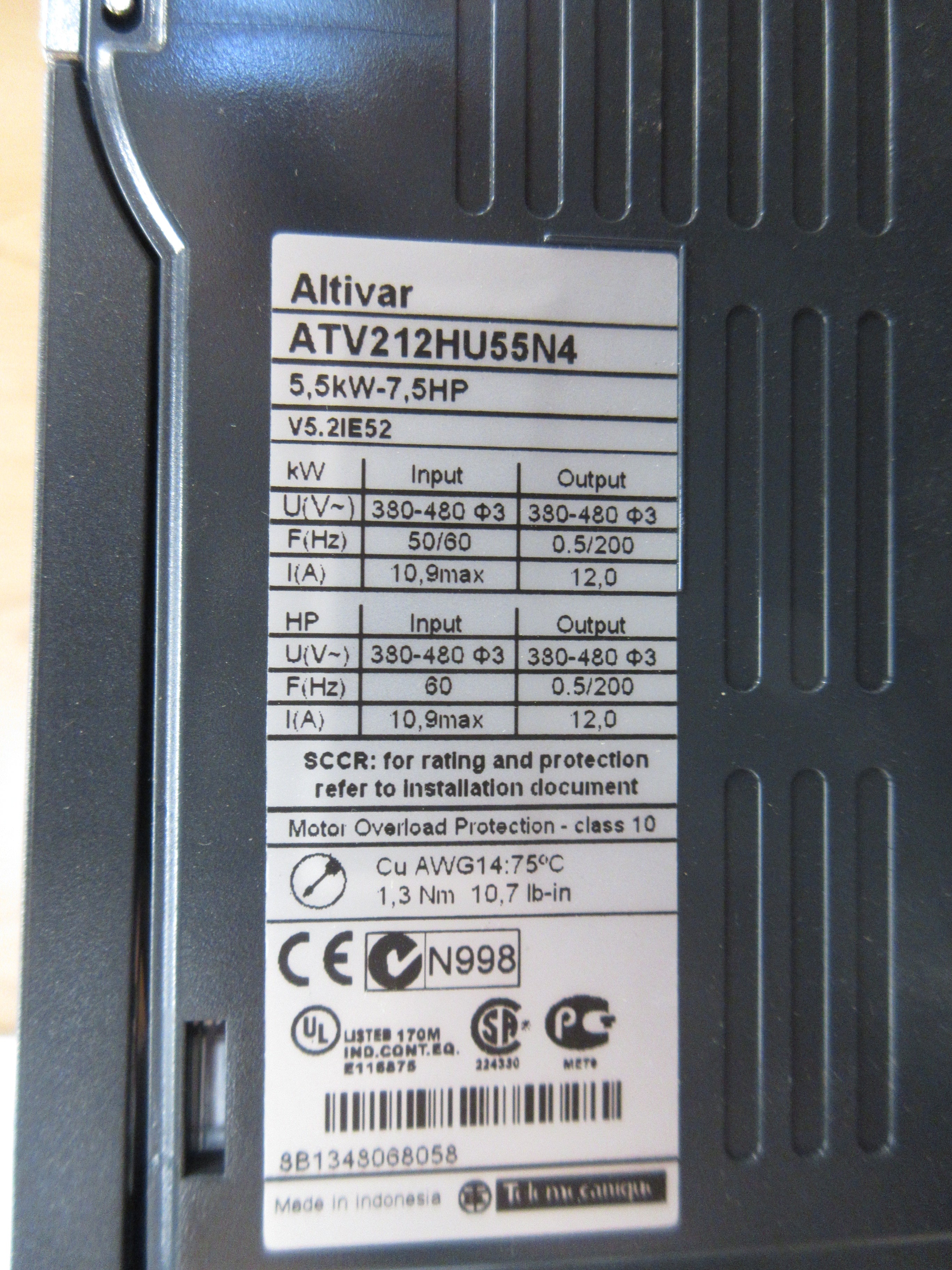 Schneider Electric Altivar AC Drive ATV212HU55N4 7.5HP 3Ph Used
