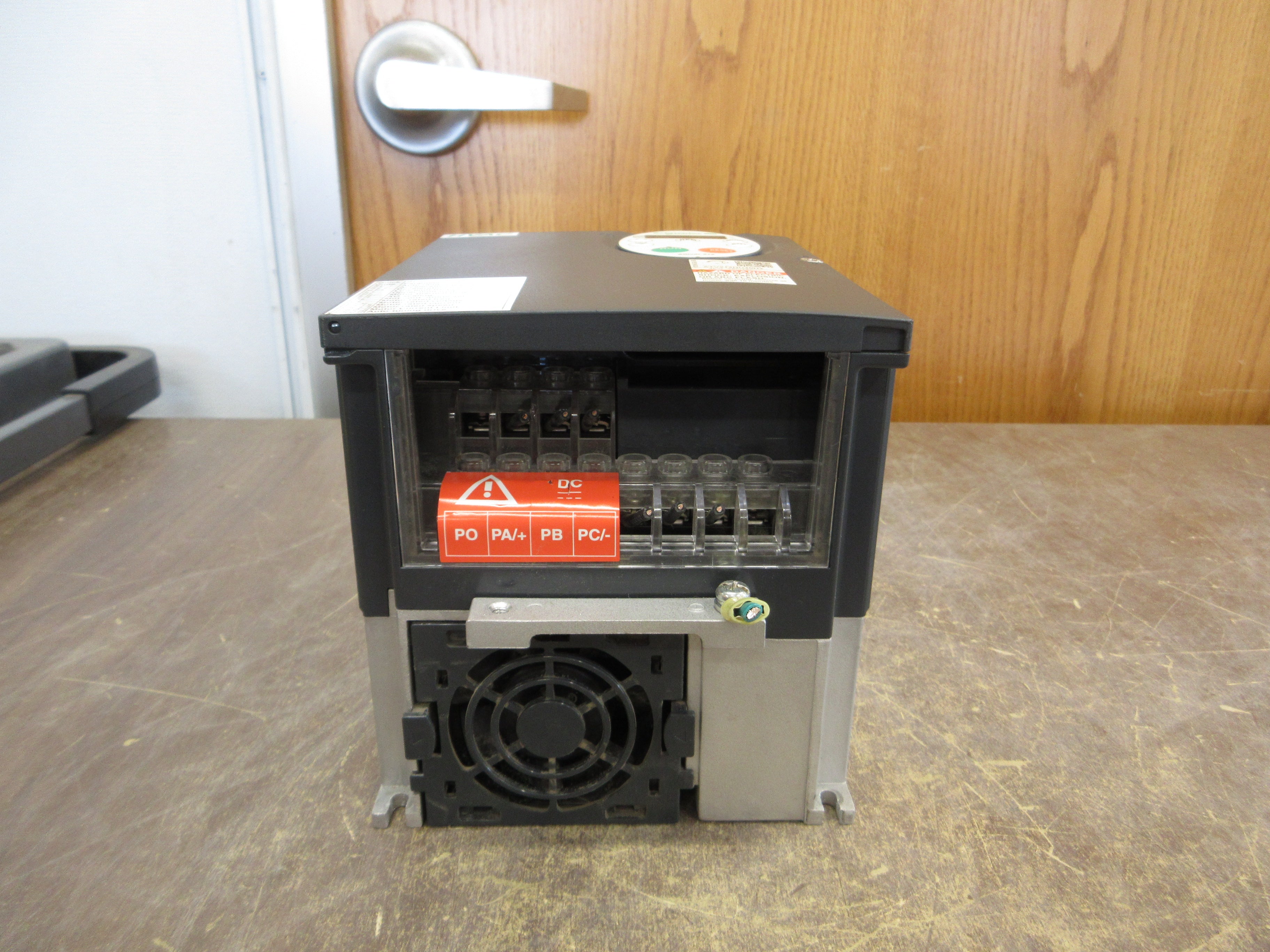 Schneider Electric Altivar AC Drive ATV212HU40N4 5HP 3Ph Used