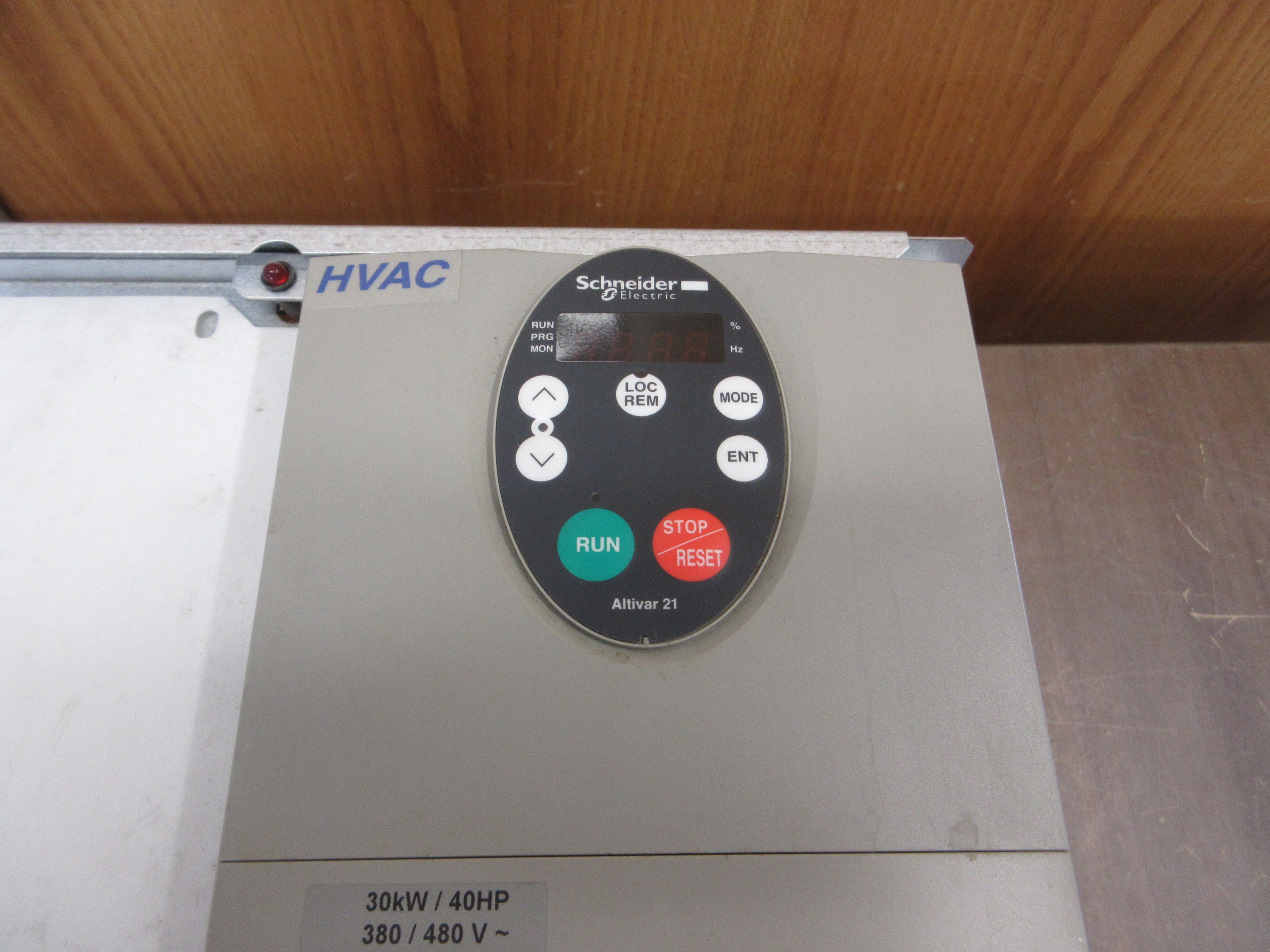 Schneider Electric Altivar AC Drive ATV21HD30N4 40HP 3Ph Open Chassis Used