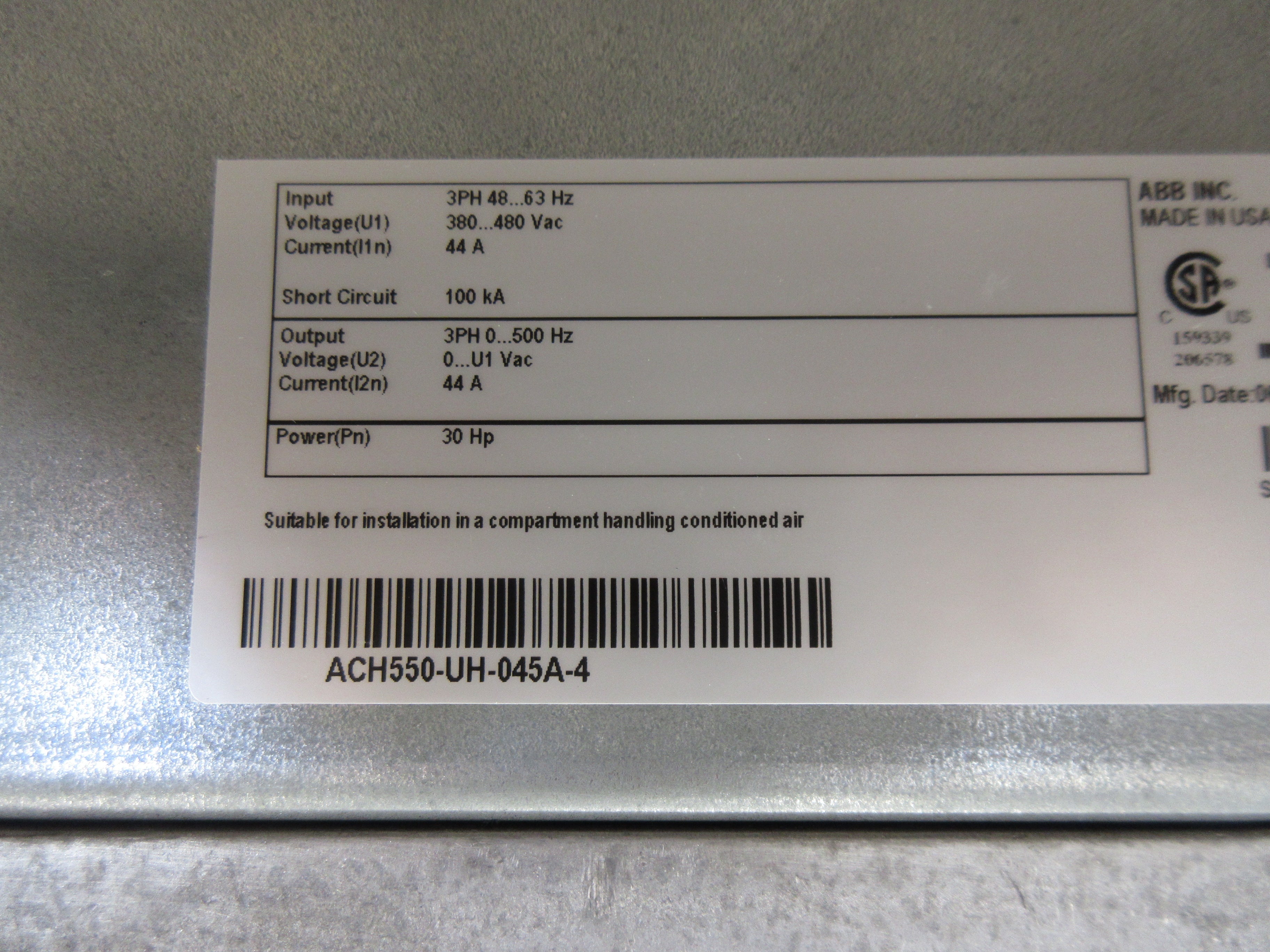 ABB ACH550 AC Drive ACH550-045A-4 30HP 3Ph w/ Keypad & External Mount Used