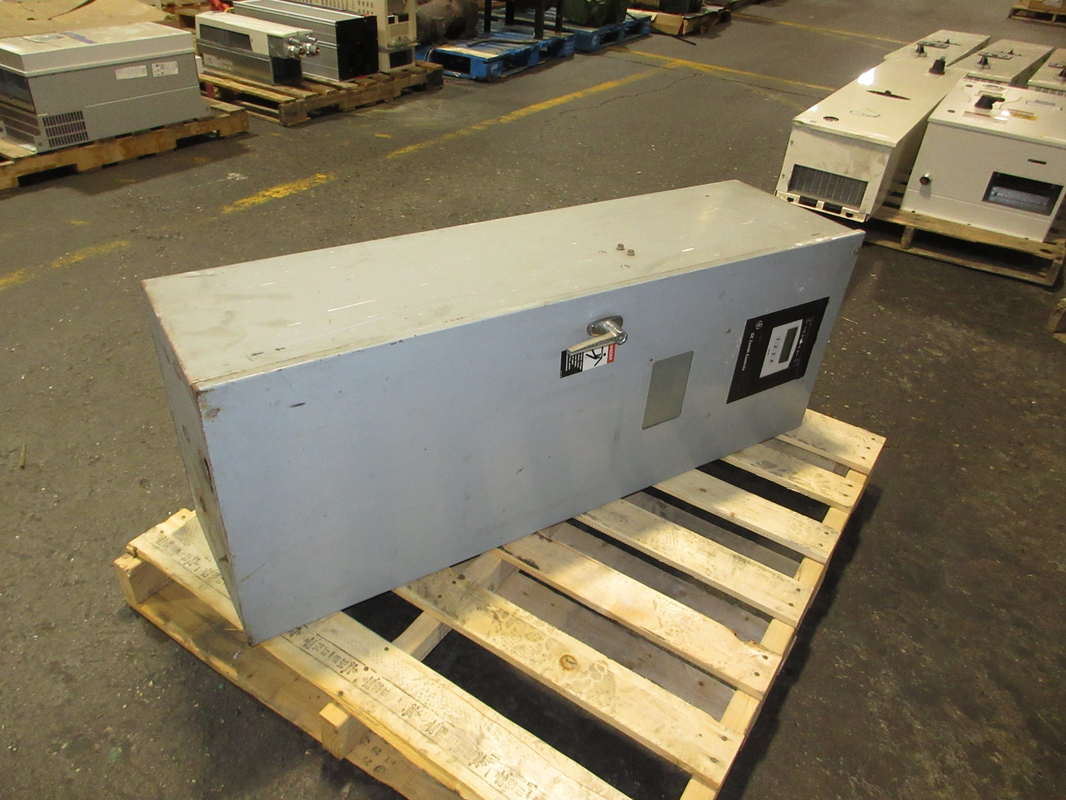 GE Zenith Automatic Transfer Switch ZG3SA0263N-07S603X 260A 277/480V 60Hz 3Ph