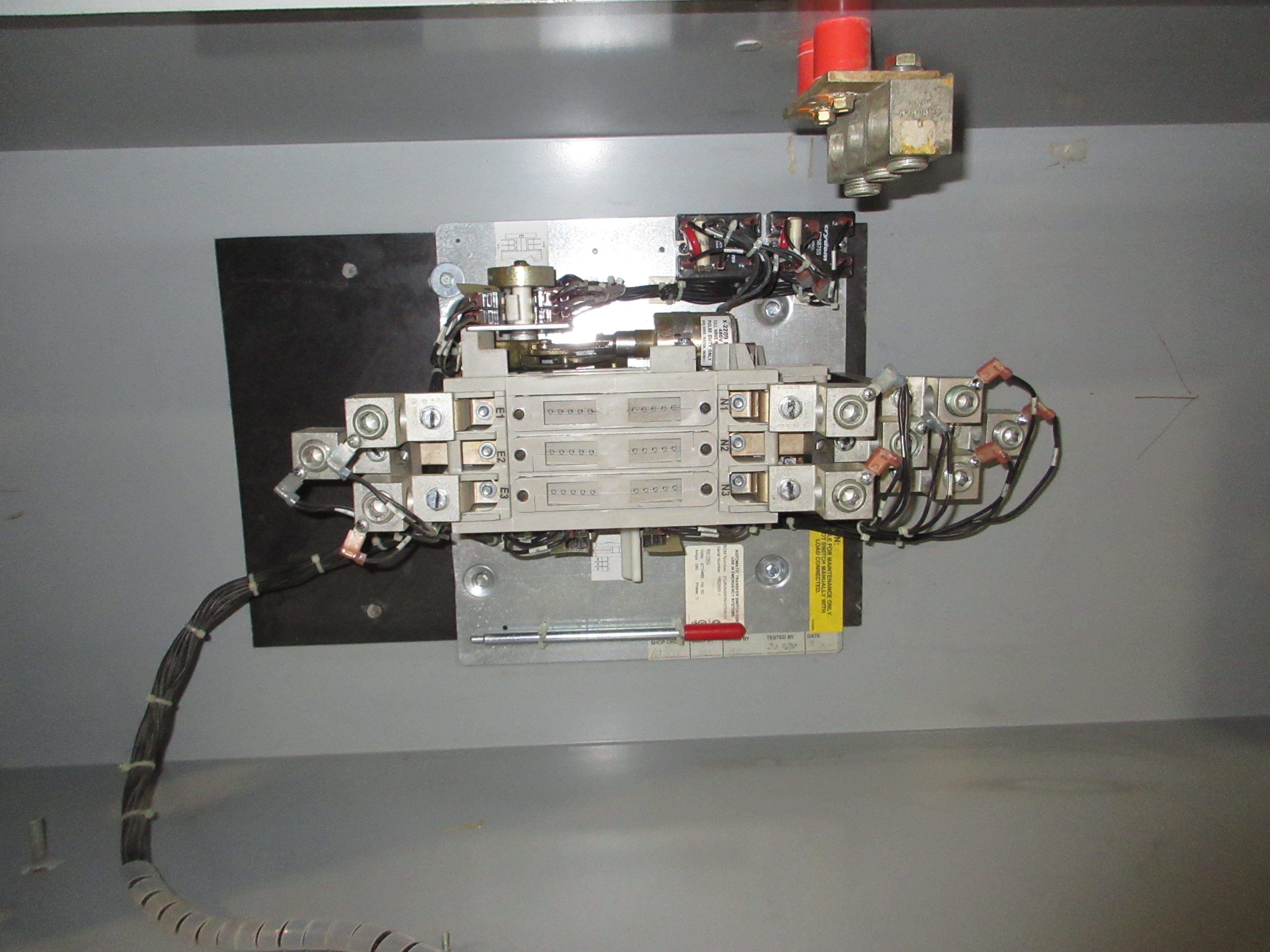 GE Zenith Automatic Transfer Switch ZG3SA0263N-07S603X 260A 277/480V 60Hz 3Ph