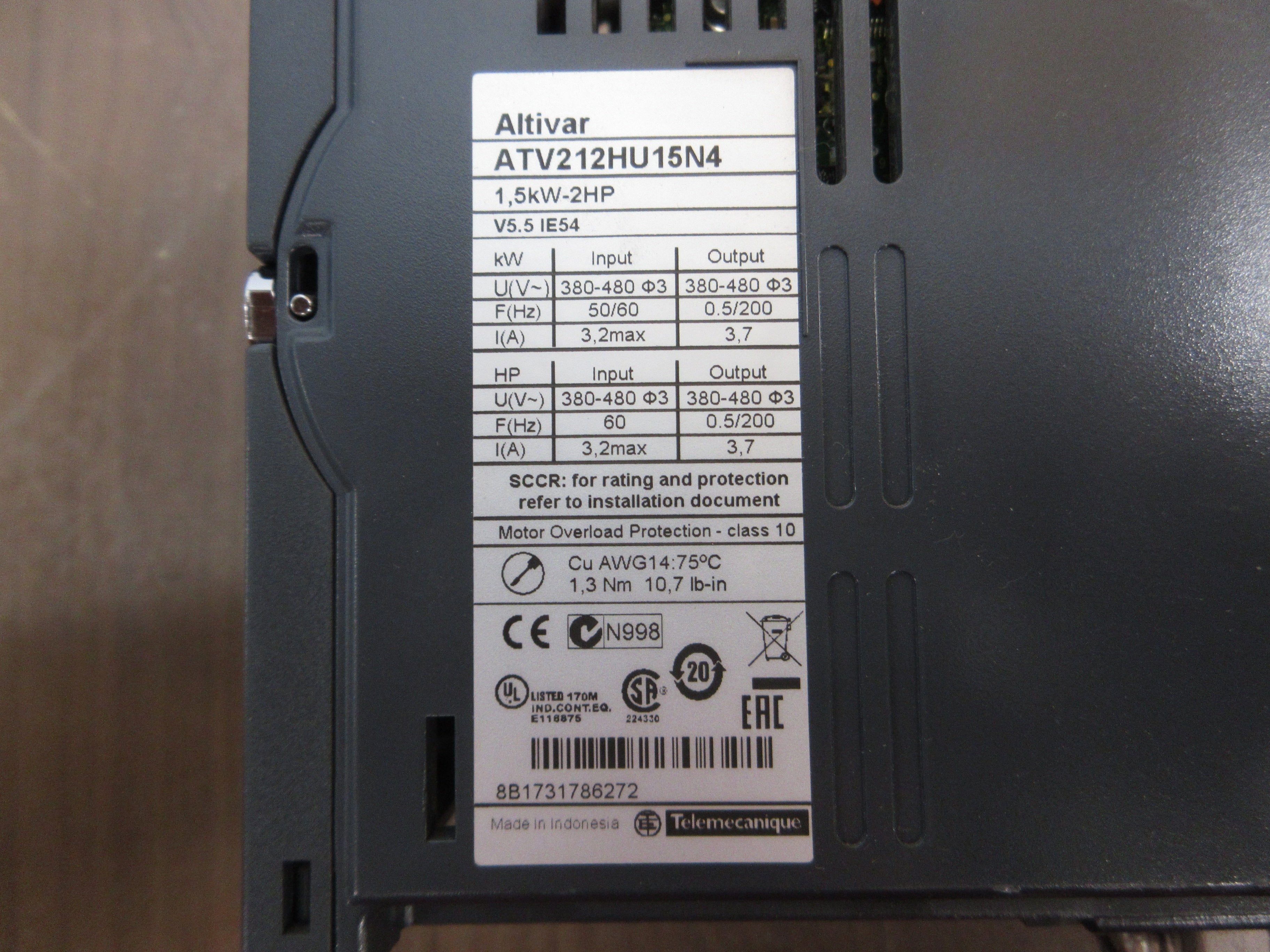 Schneider Electric Altivar AC Drive ATV212HU15N4 2HP 3Ph Used