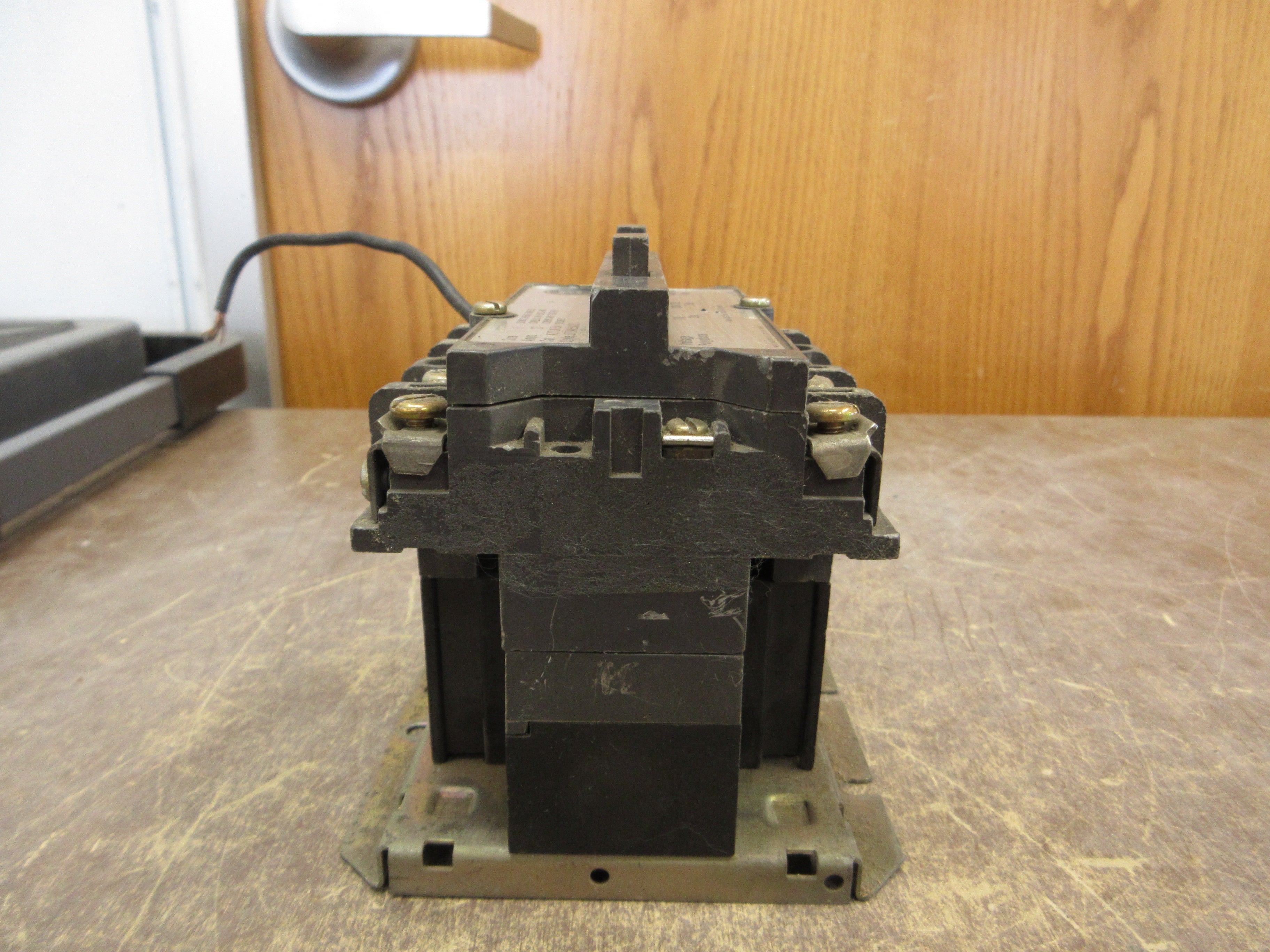 Westinghouse Size 1 Contactor A201KIEA Style #: 277A455G01 120V Coil 27A 600V