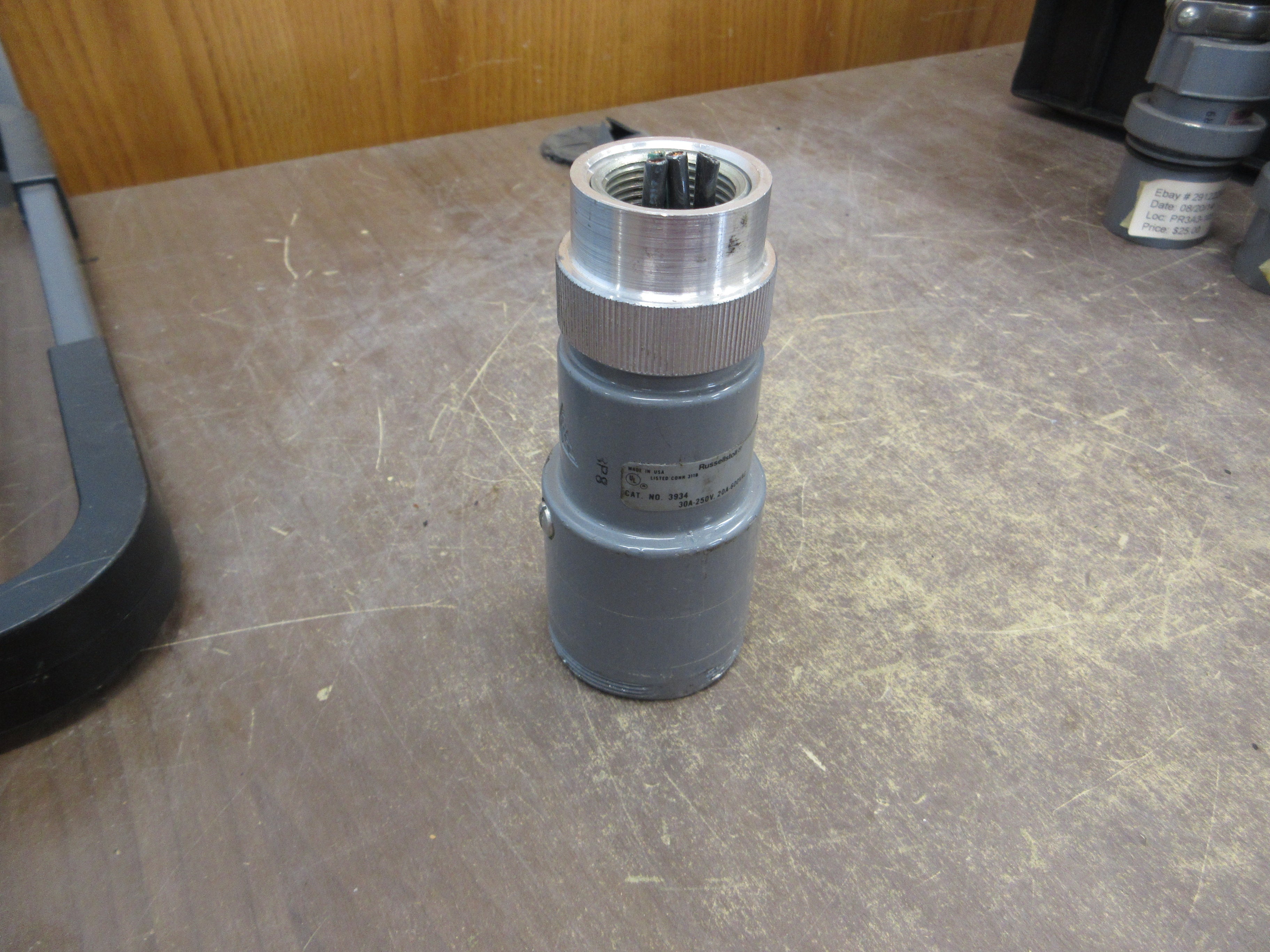 Russellstoll Connector w/ Conduit End 3934/FSA21 20A@600V 30A@250V 3P 4W Used