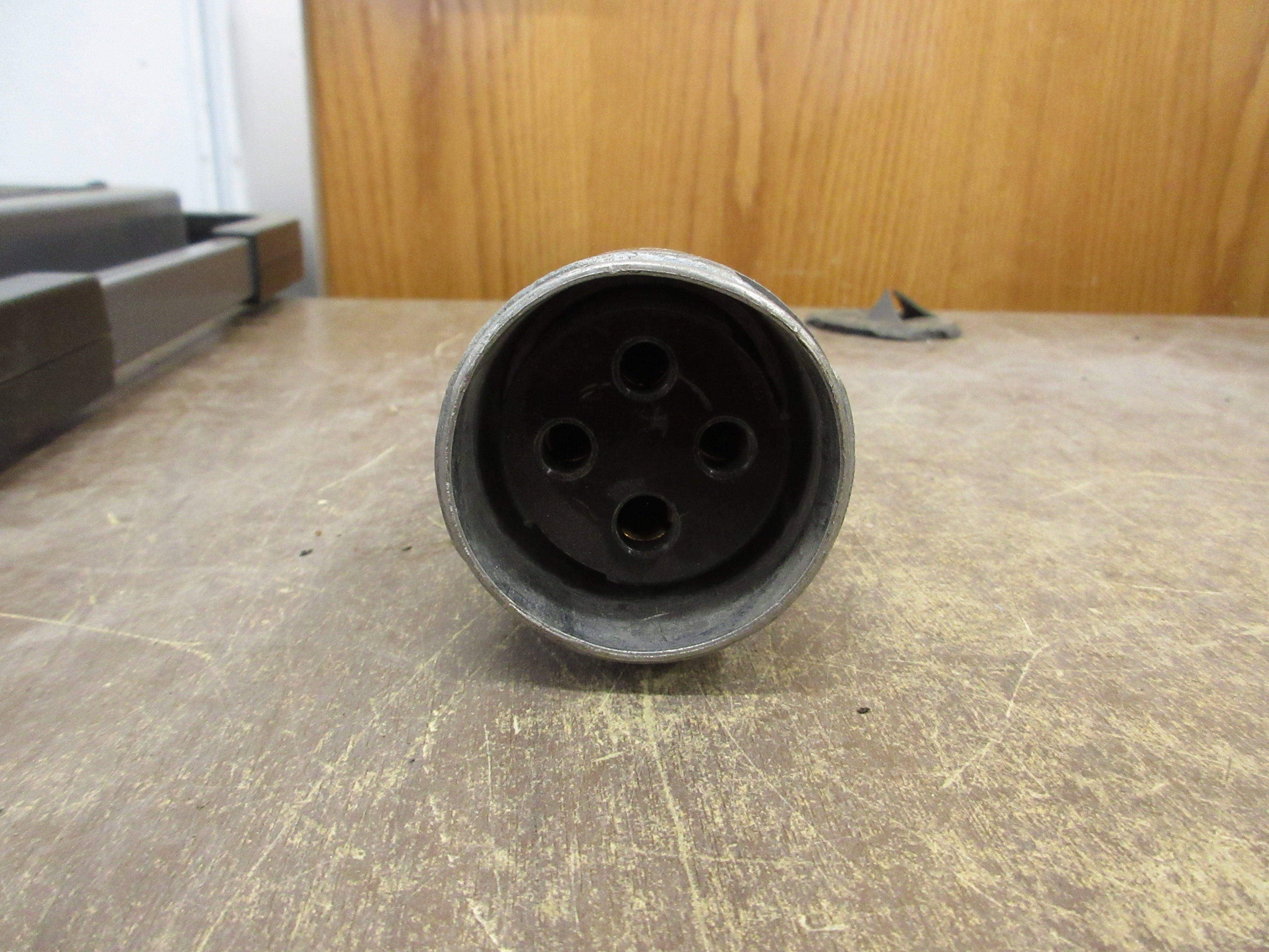 Russellstoll Connector w/ Conduit End 3934/FSA21 20A@600V 30A@250V 3P 4W Used