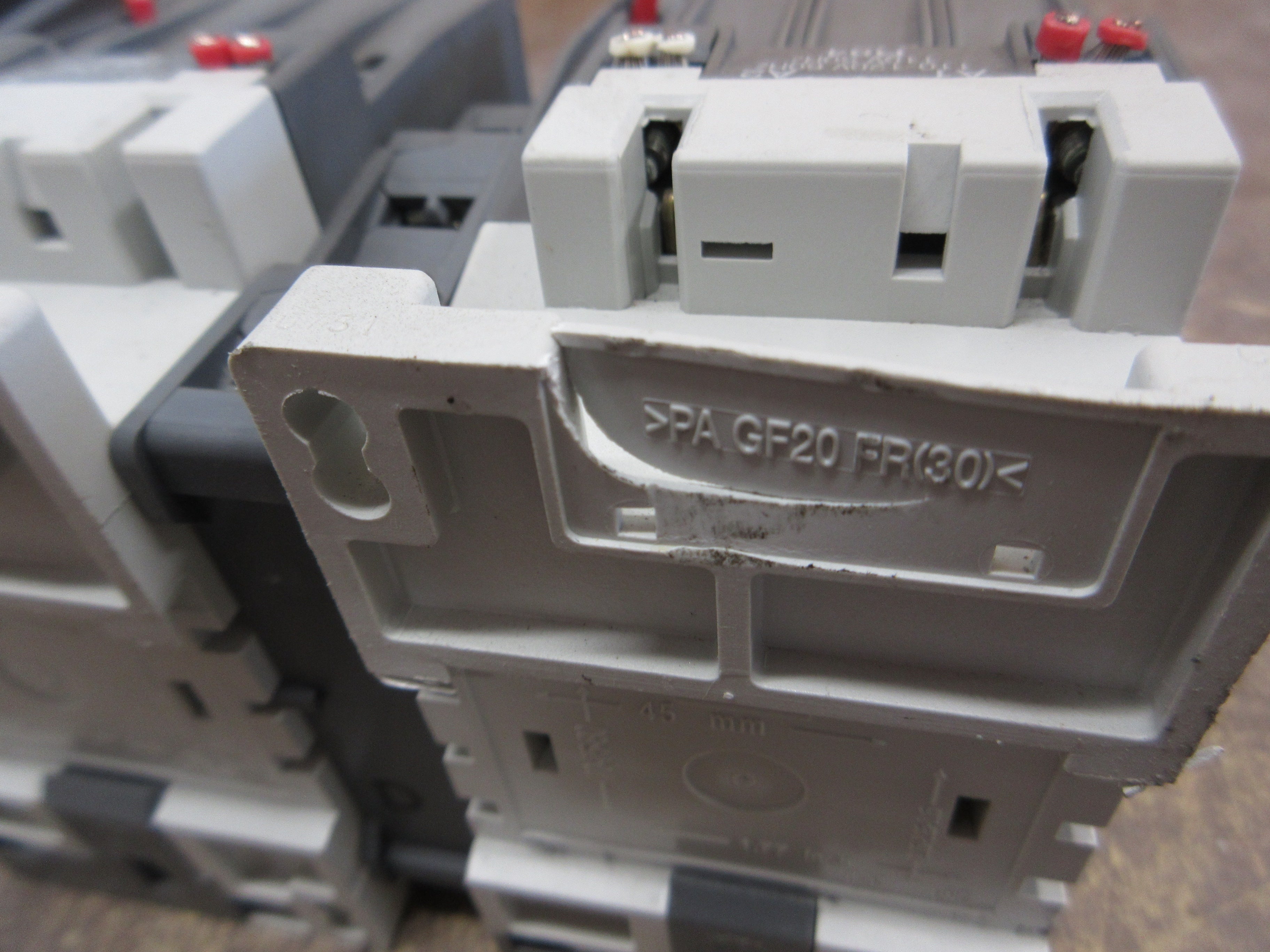 ABB 2-Speed Contactor A40-30-01 / A30-30-01 110-120V Coil (1) Aux Contact Used