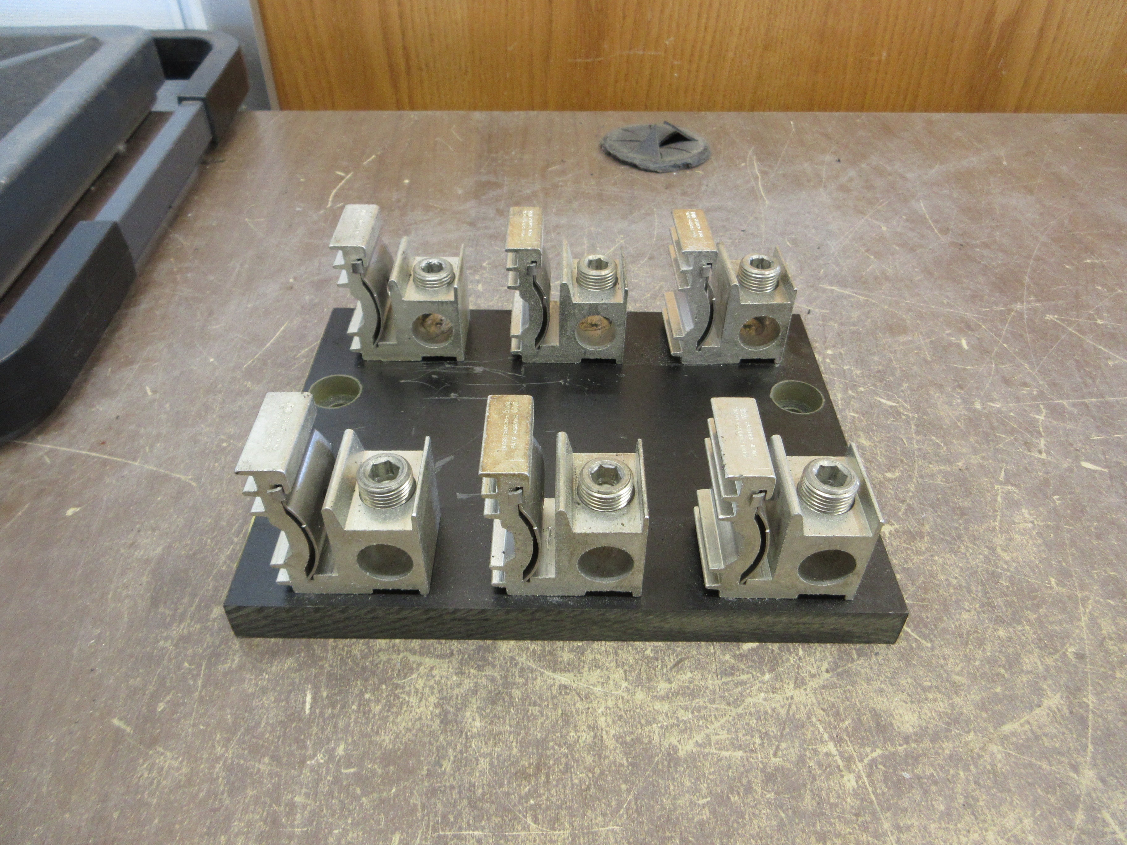 Marathon Fuse Block 6J200A3B 200A 600V 3P Used