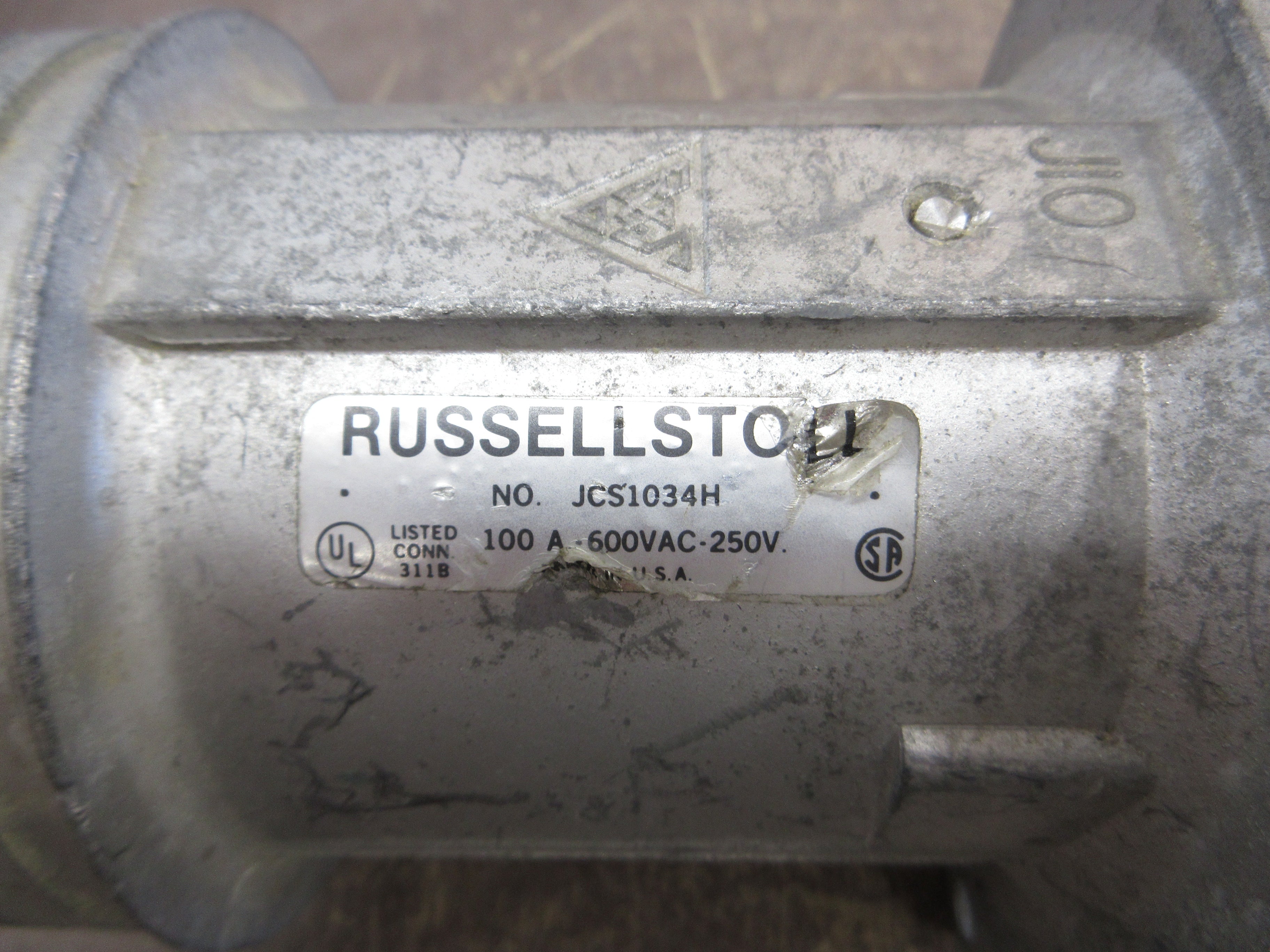 Russellstoll Receptacle JCS1034H 100A 600V 3P 4W Used