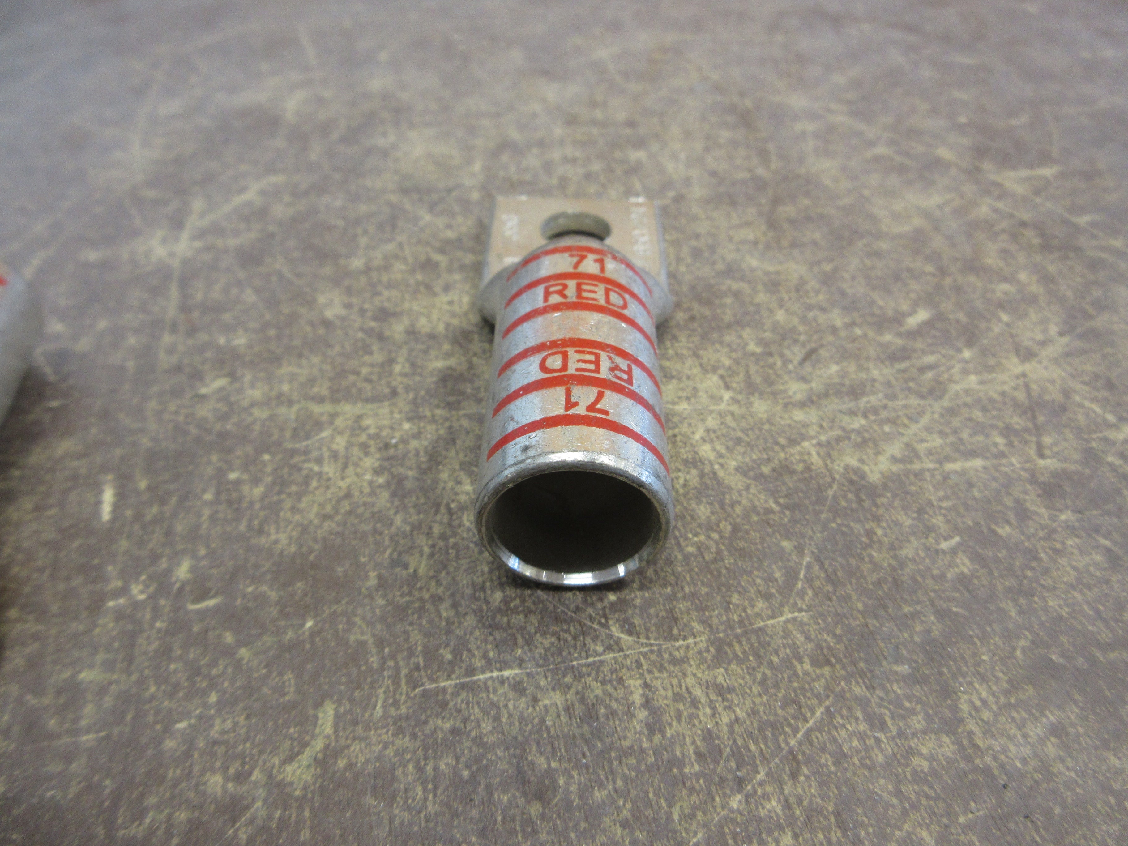 Thomas & Betts Crimp Lug 650/24 1-Hole 350 MCM *No Box* *Lot of 2* New Surplus