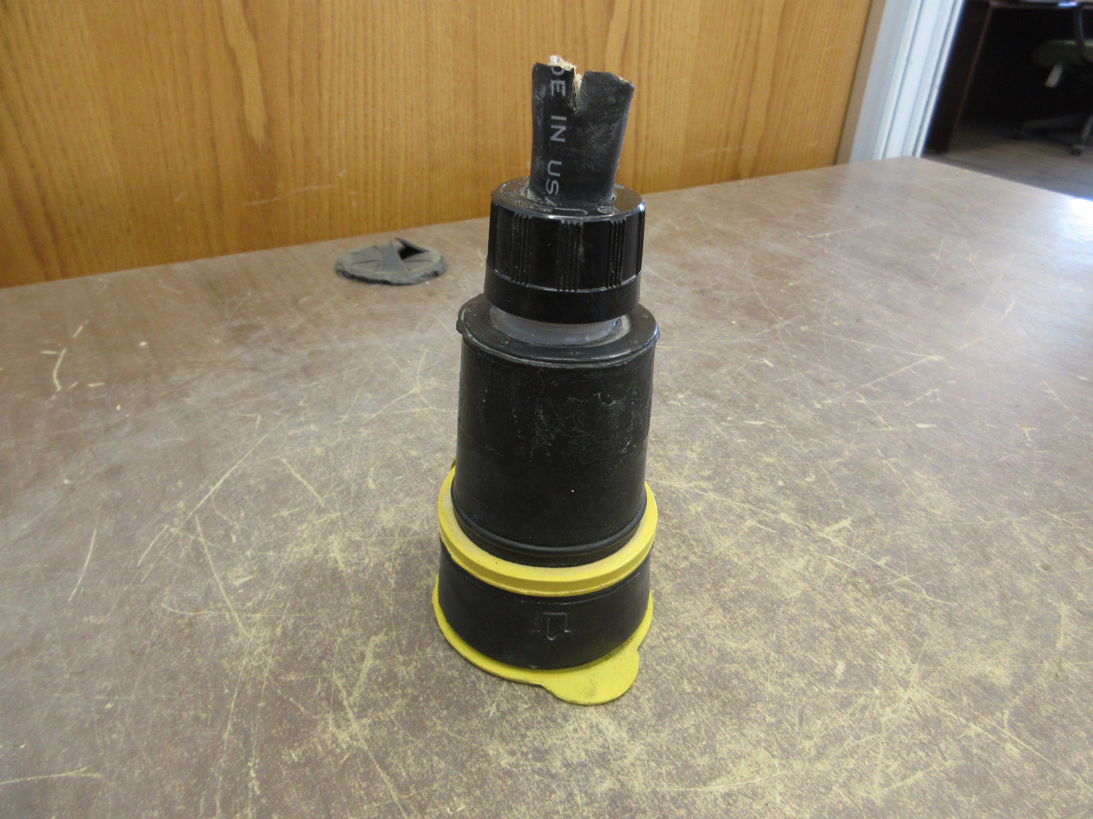 Daniel Woodhead Watertight Connector Nema L15-20R 20A 250V 3Ph Used