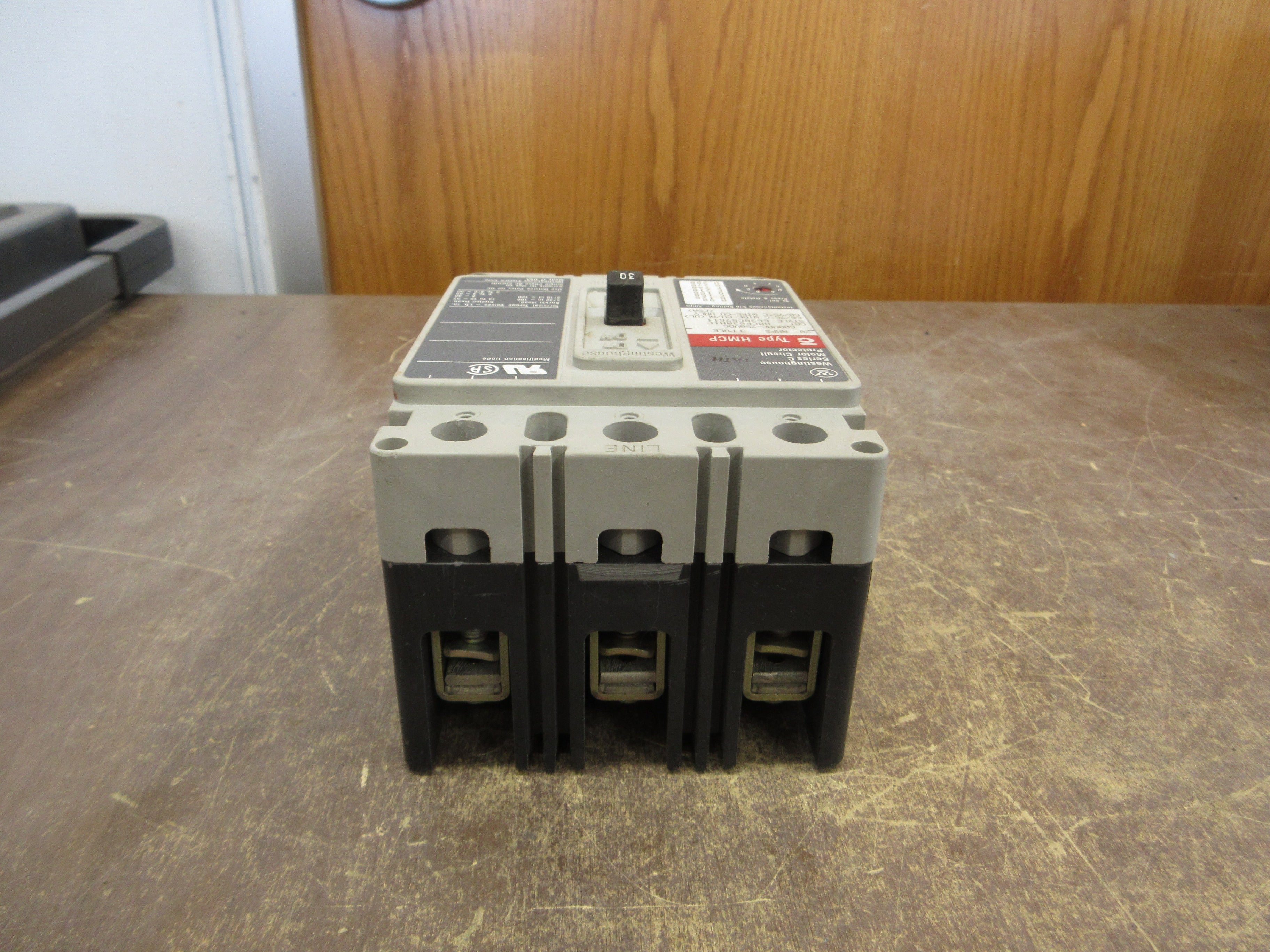 Cutler-Hammer Circuit Breaker HMCP030H1C 30A 600V 3P New Surplus