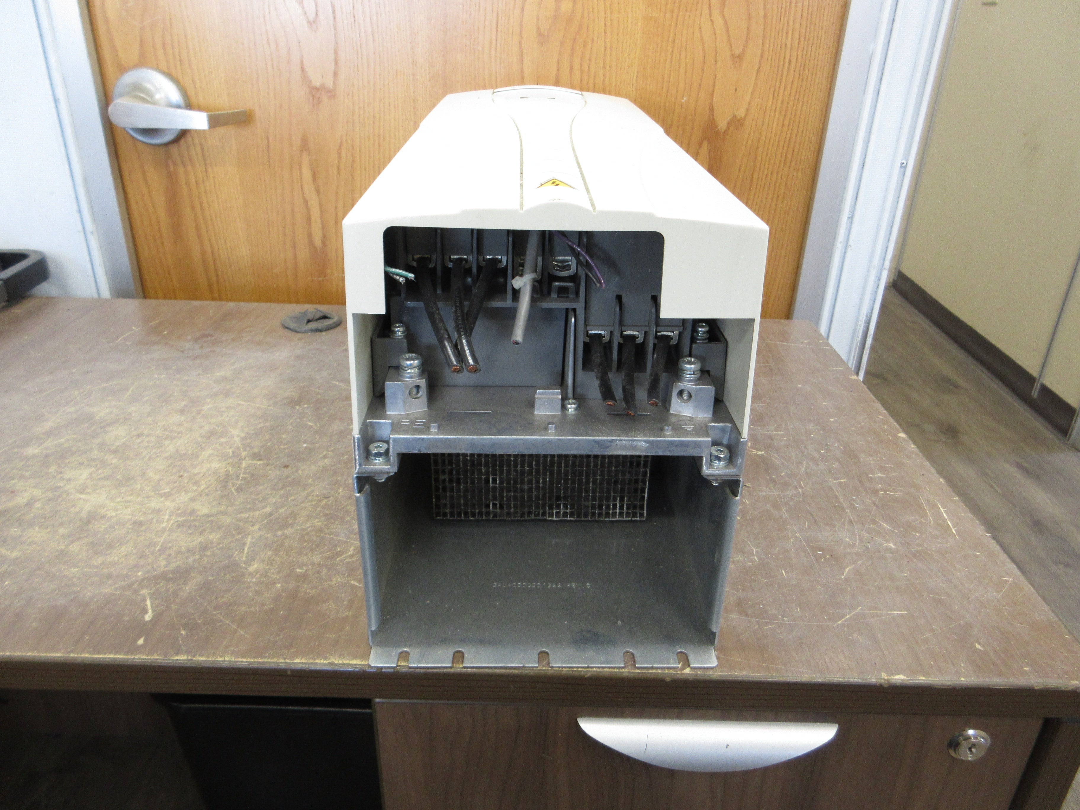 ABB ACH550 AC Drive ACH550-UH-044A-4 30HP 3Ph *No Keypad* Used