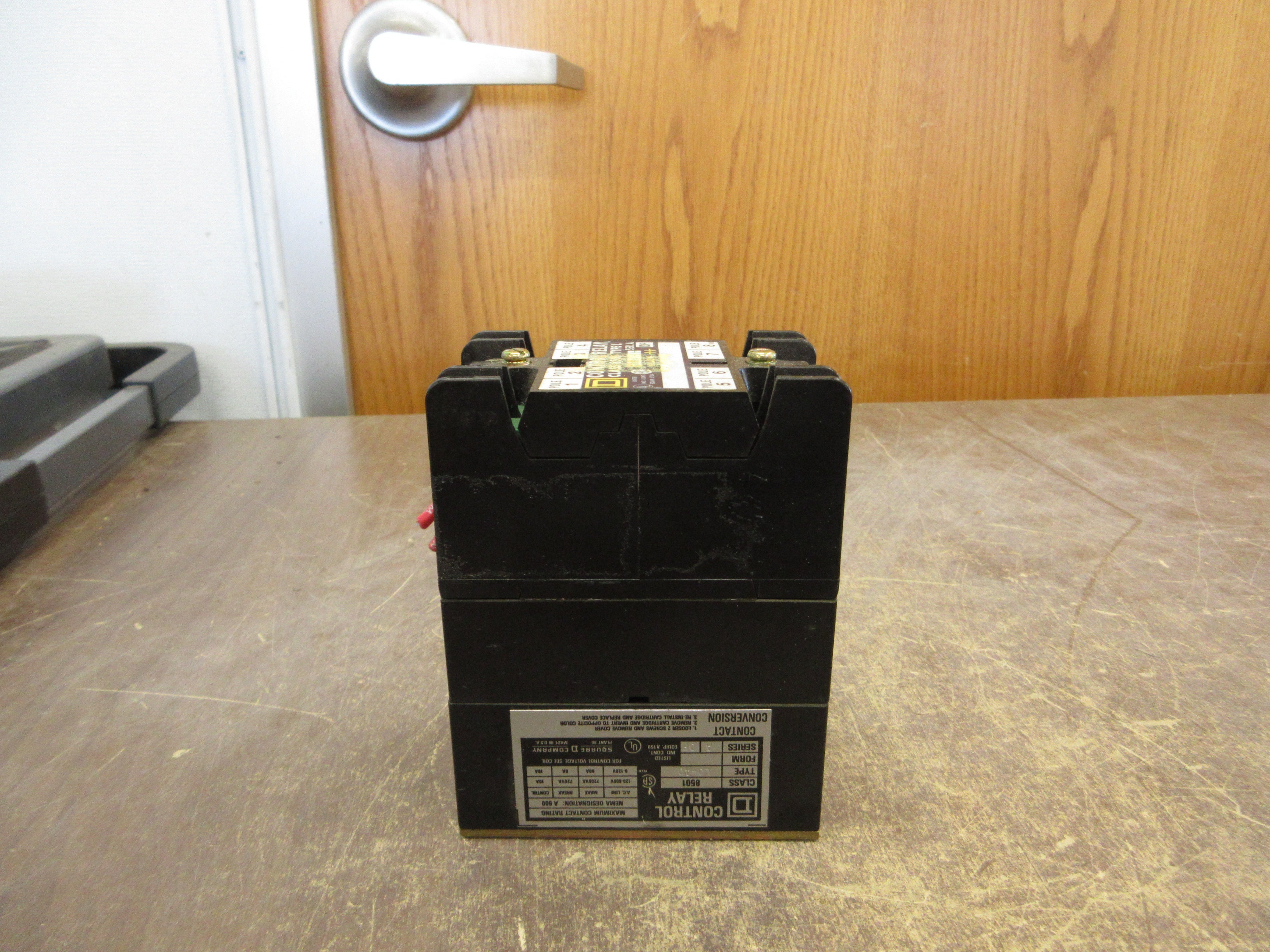 Square D Control Relay 8501 L0-40 Ser. A 120V Coil 8P 10A 600V Used
