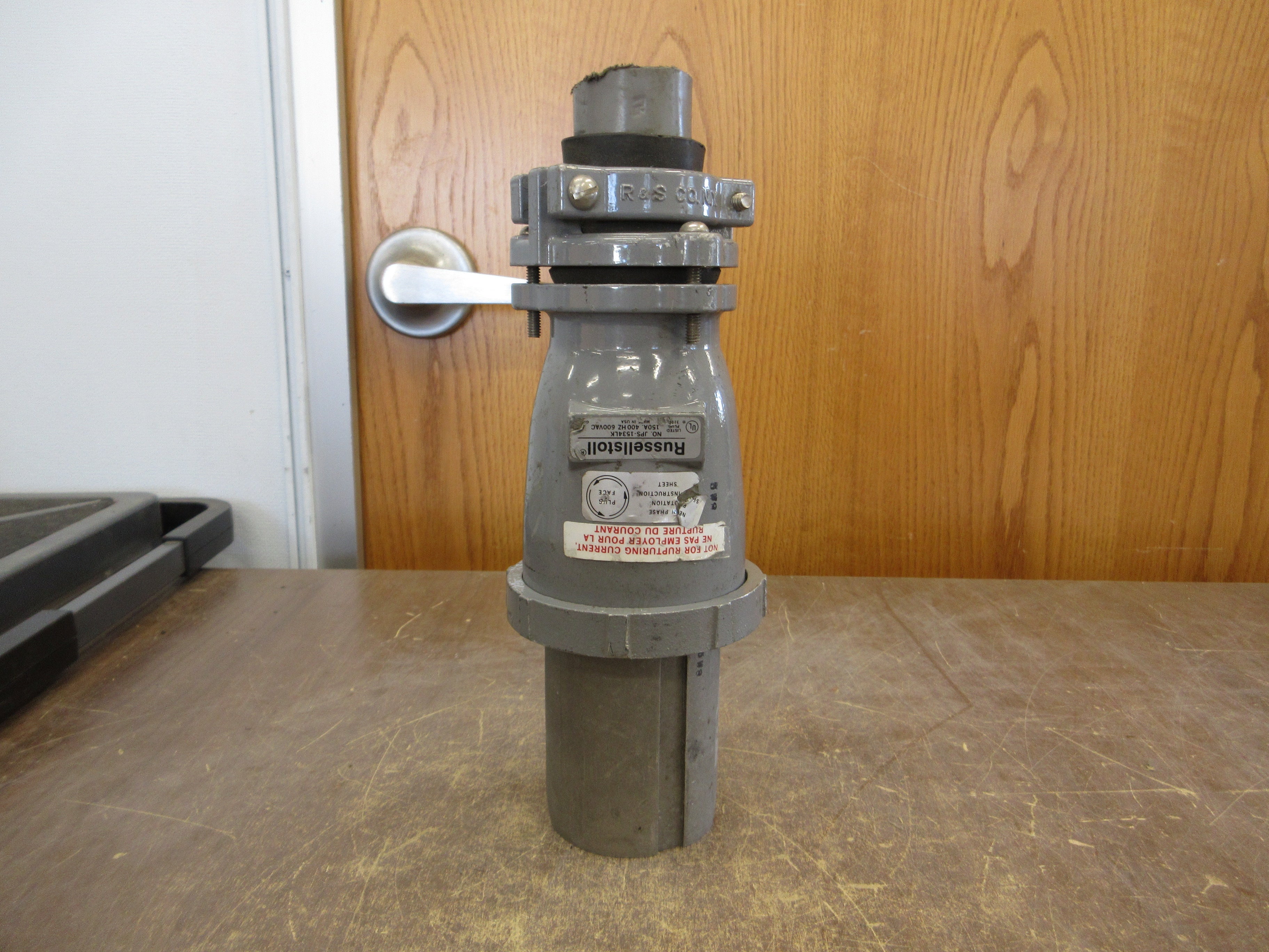 Russellstoll Plug JPS-1534LK 150A 600V 400Hz Wire-End Used
