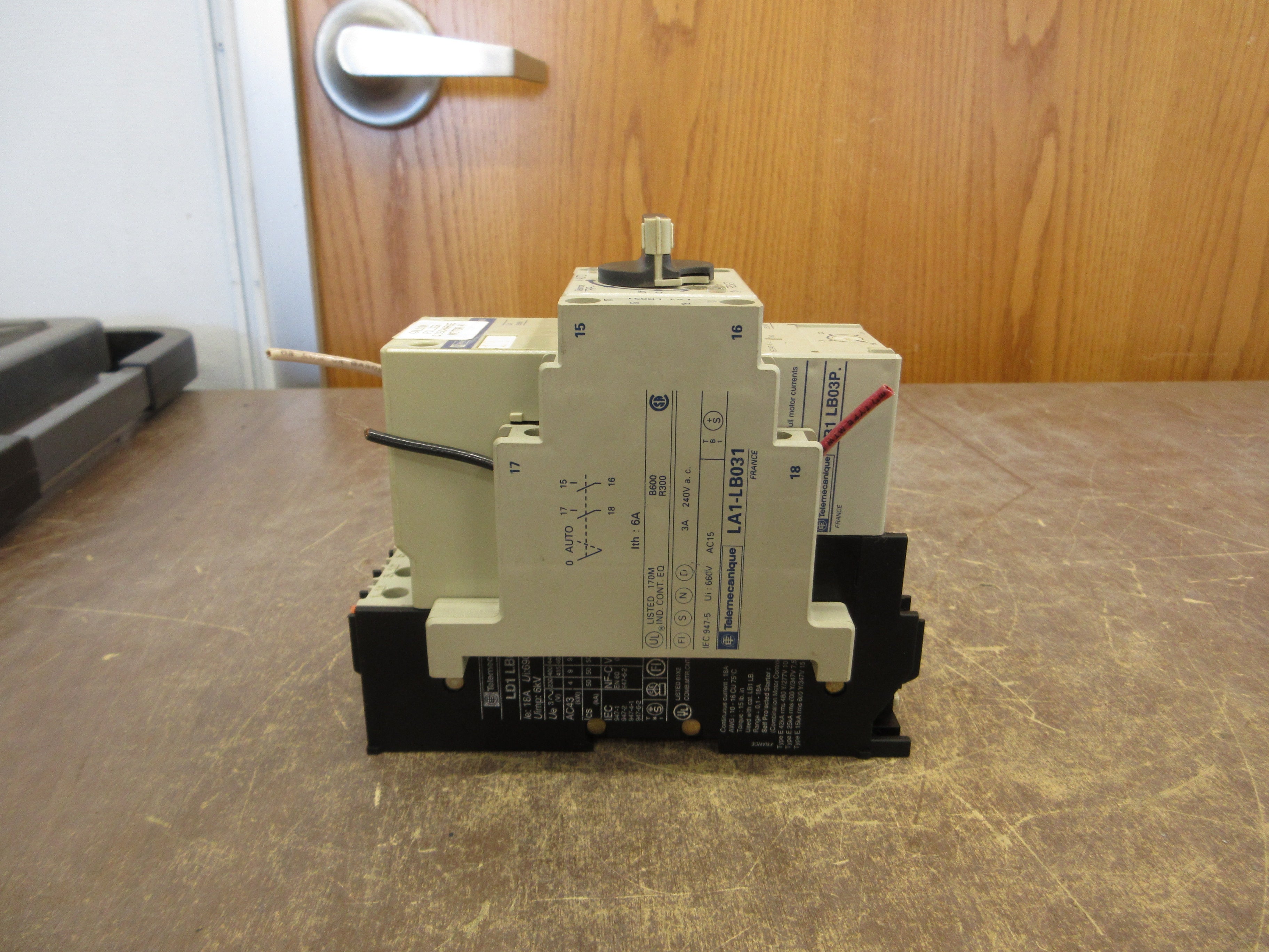 Telemecanique Integral 18 Starter LD1 LB030 115-120V Coil 18A 600V Used