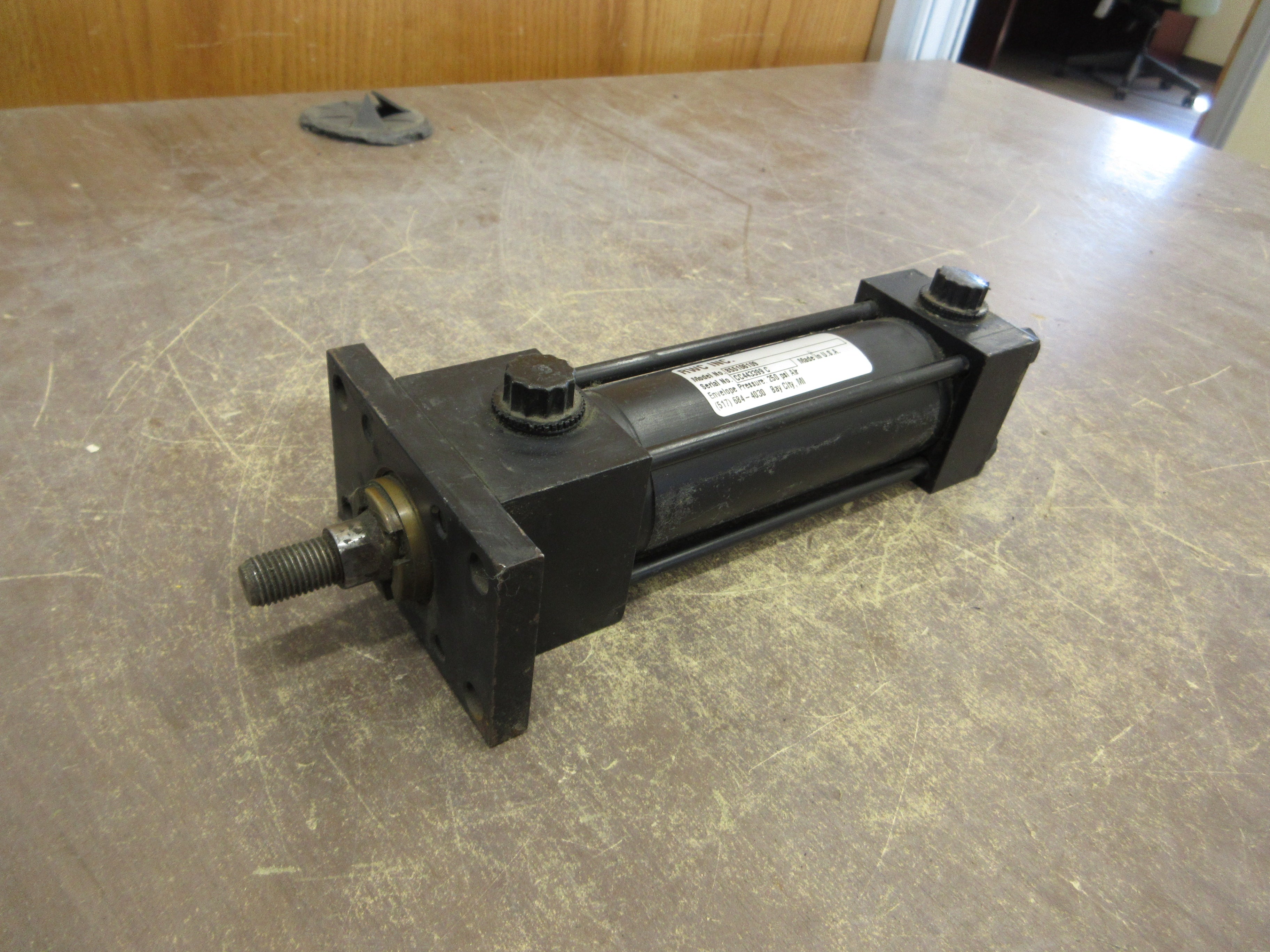 RWC Air Cylinder 855106109 250PSI Used