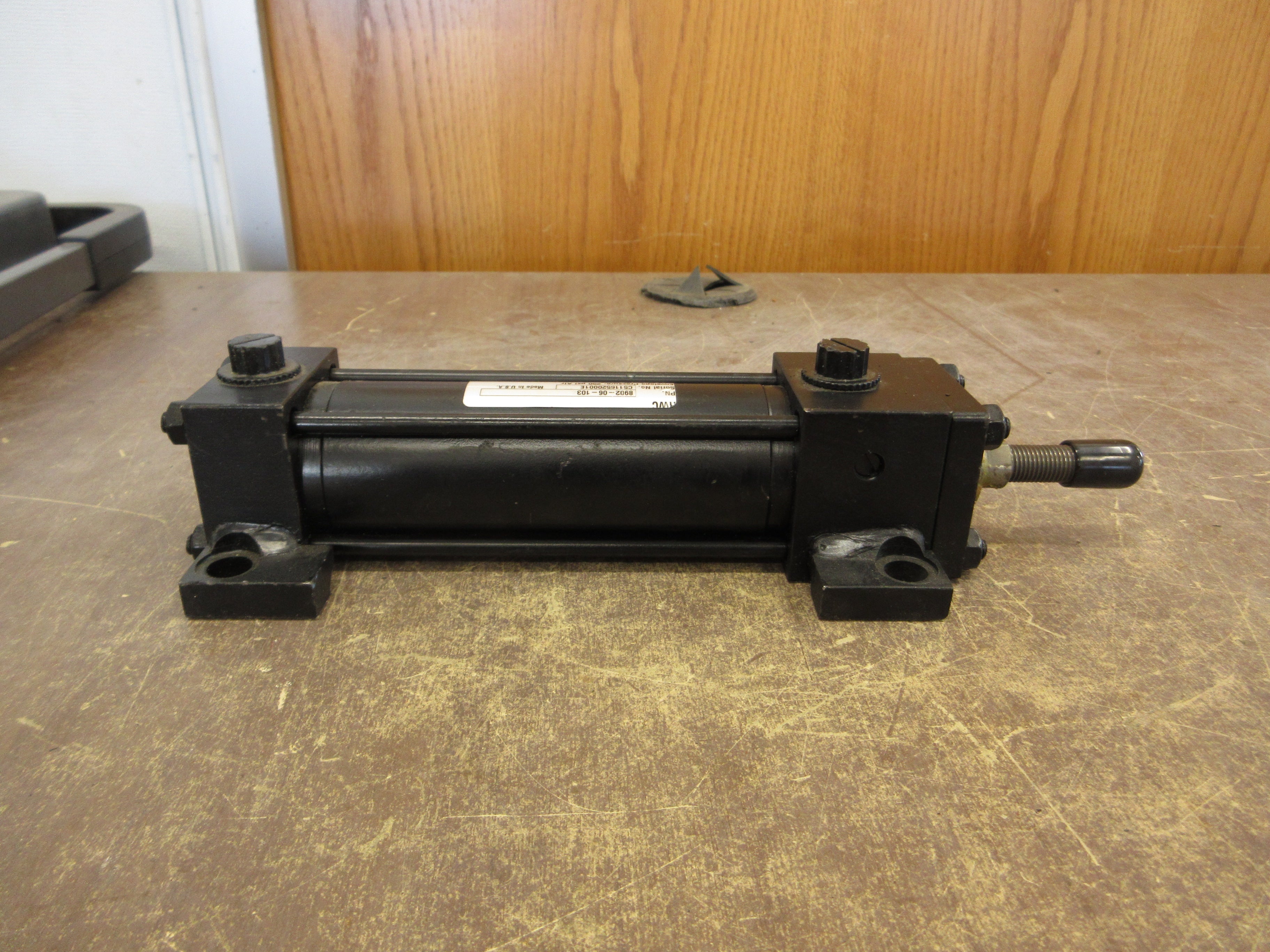 RWC Air Cylinder 8902-06-103 250PSI Used