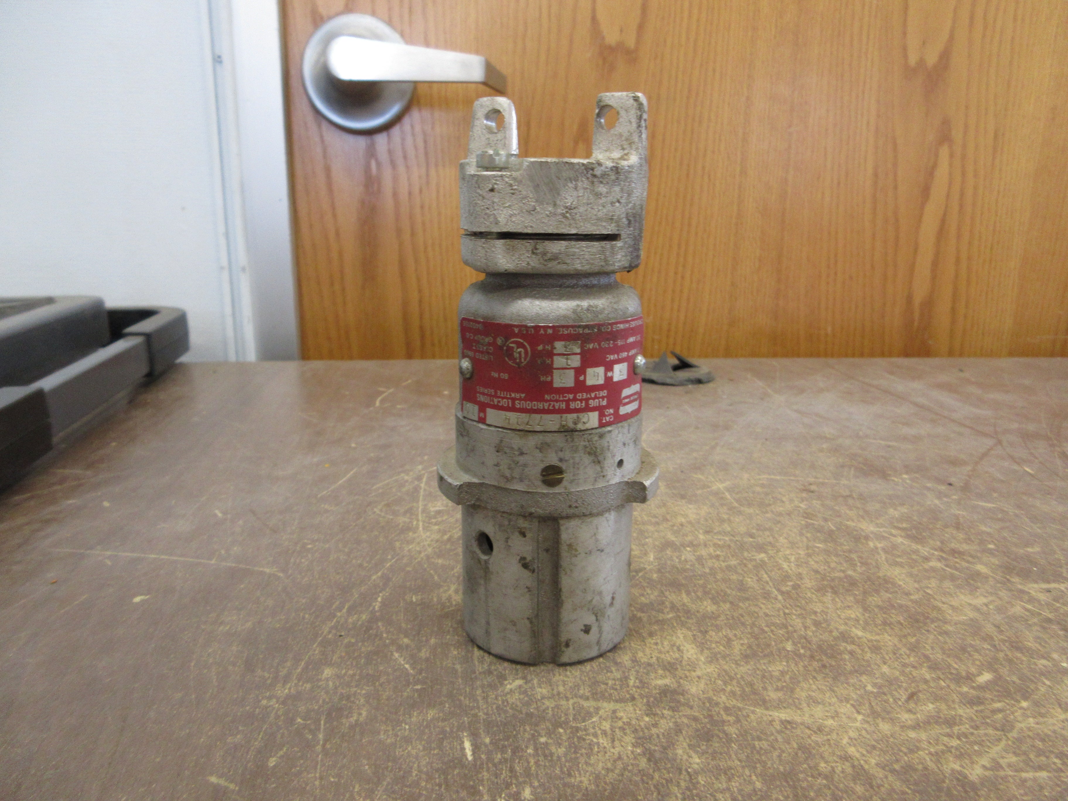 Crouse-Hinds Plug CPH7714 7/30A 460/115-230V 3W 4P 3Ph Used