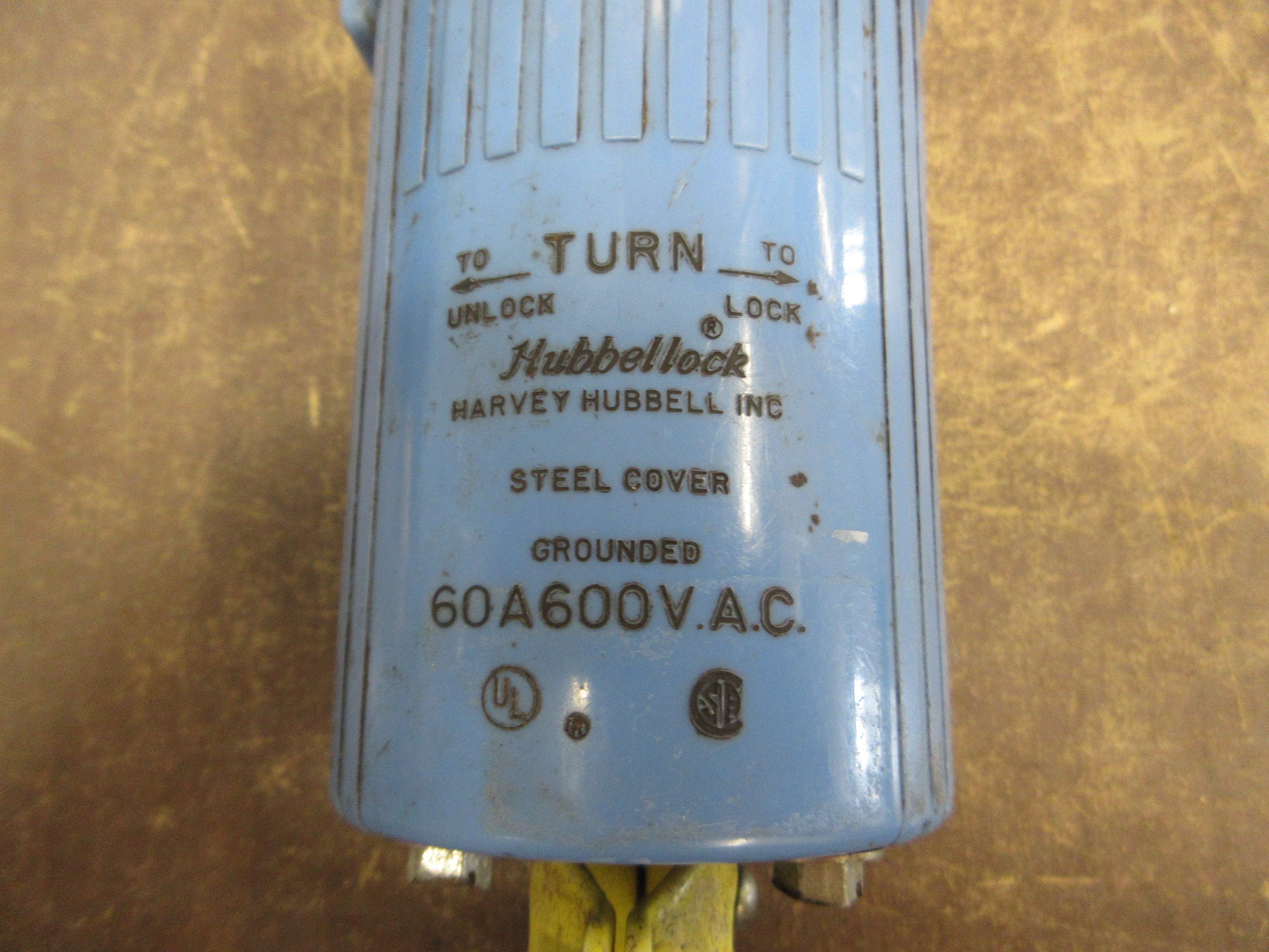 Hubbell Hubbellock Receptacle 60A 600V *Cracked Case* Used
