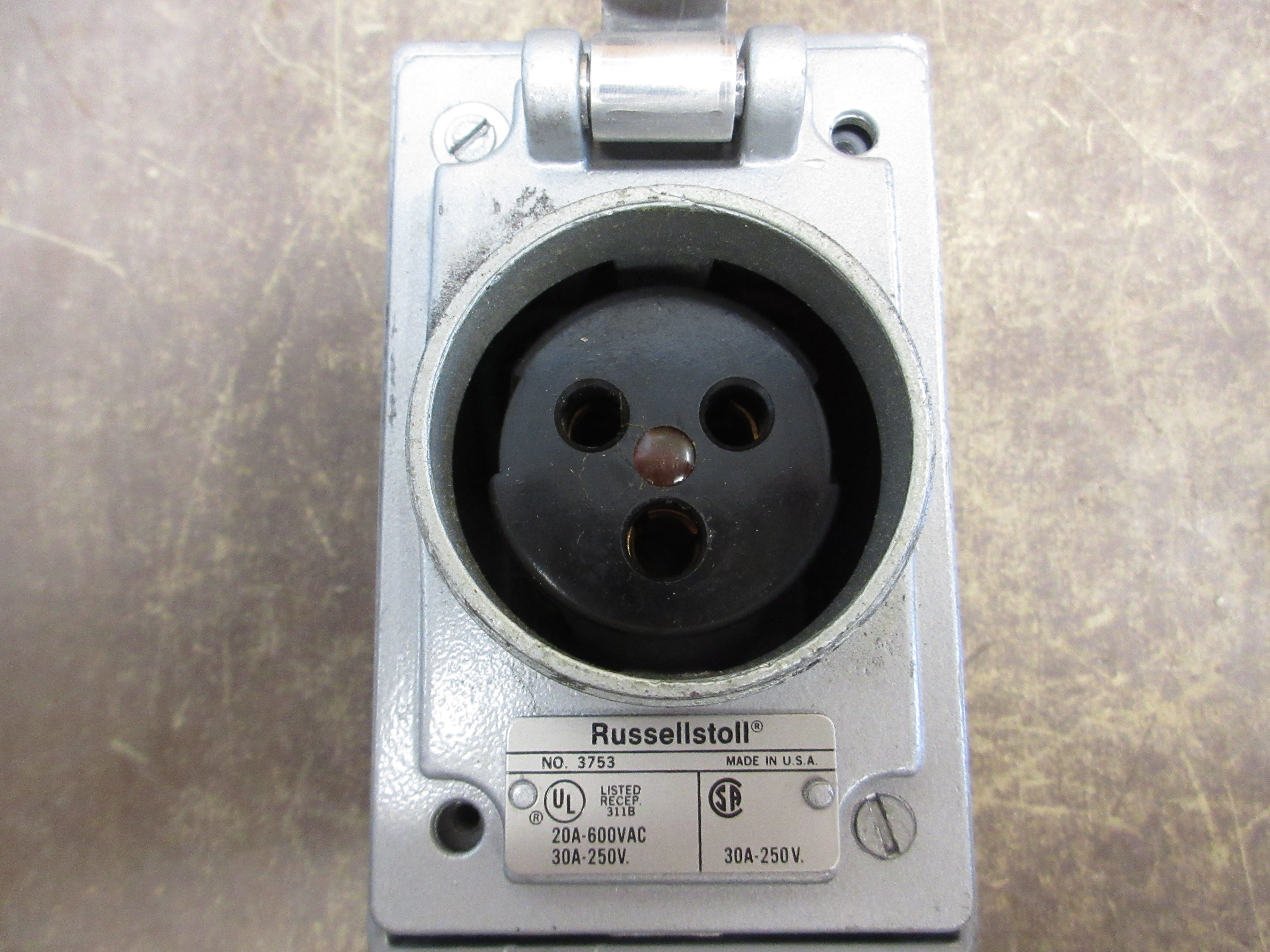 Russellstoll Receptacle 3753 30A/20A 250V/600V *Missing (2) Cover Screws* Used