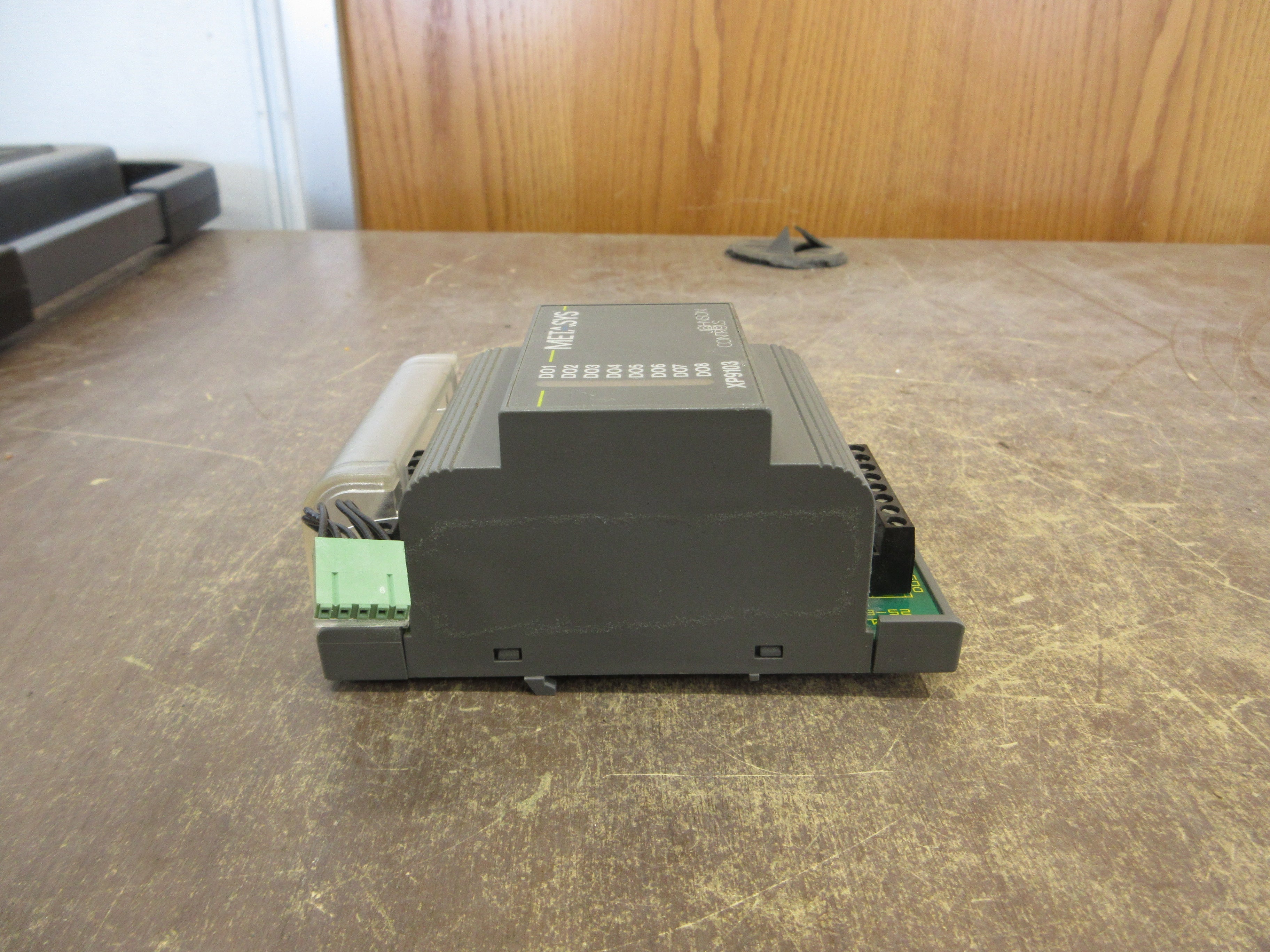 Johnson Controls Metasys XT9103 Expansion Module XP-9103-8004 Used