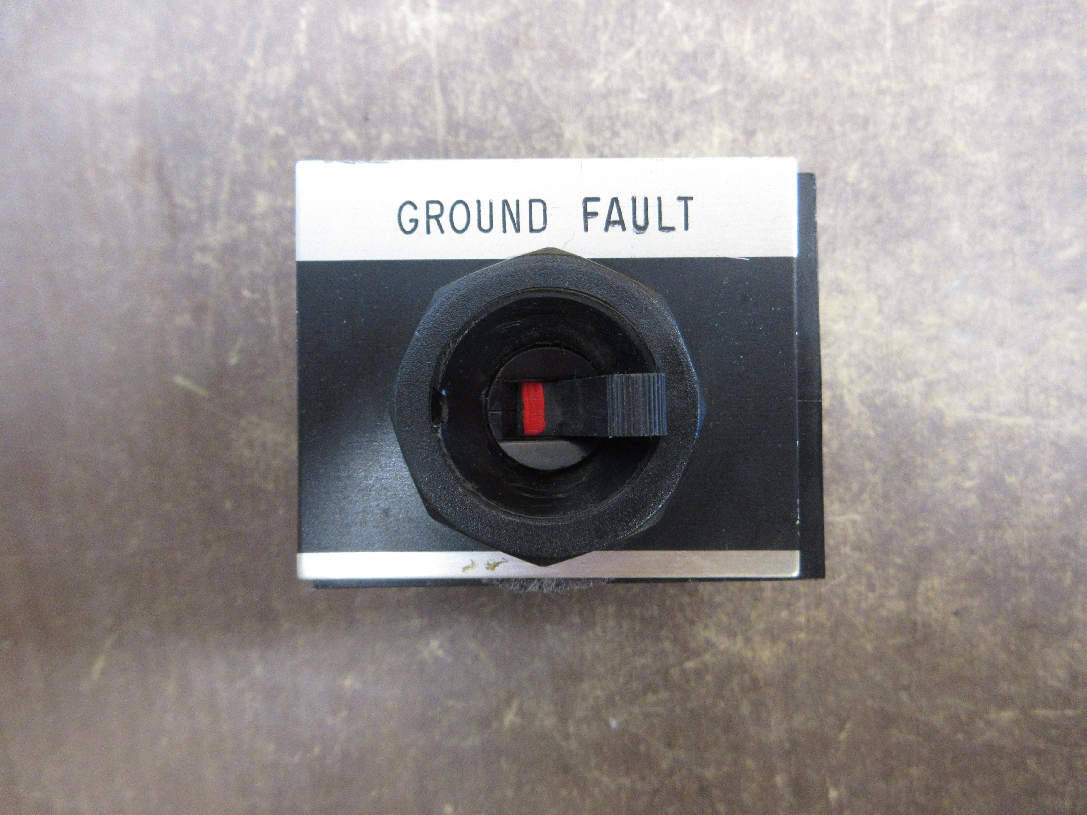 Instrument Transformers Ground Fault Relay GFM 262 Used