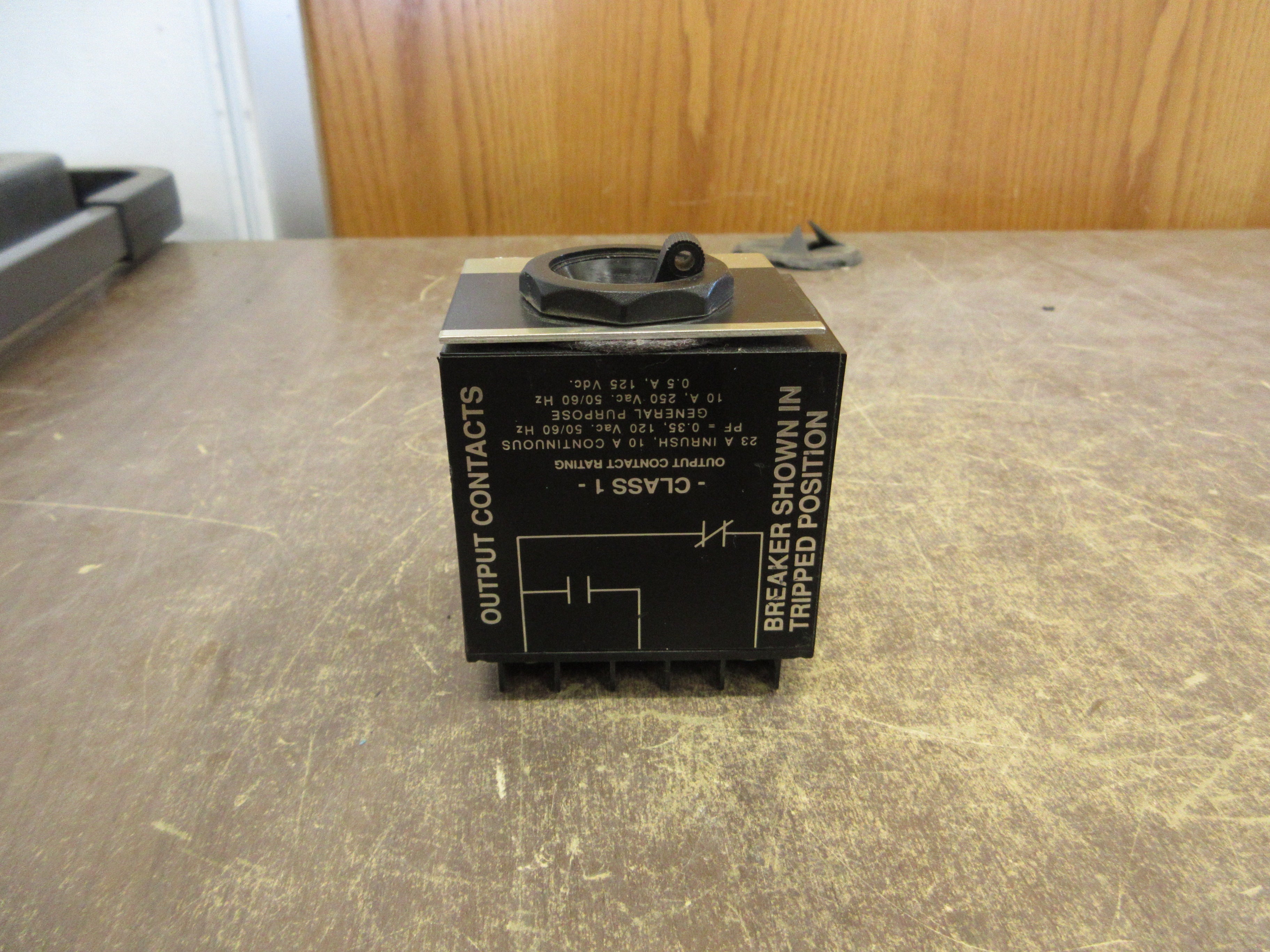 Instrument Transformers Ground Fault Relay GFM 262 Used