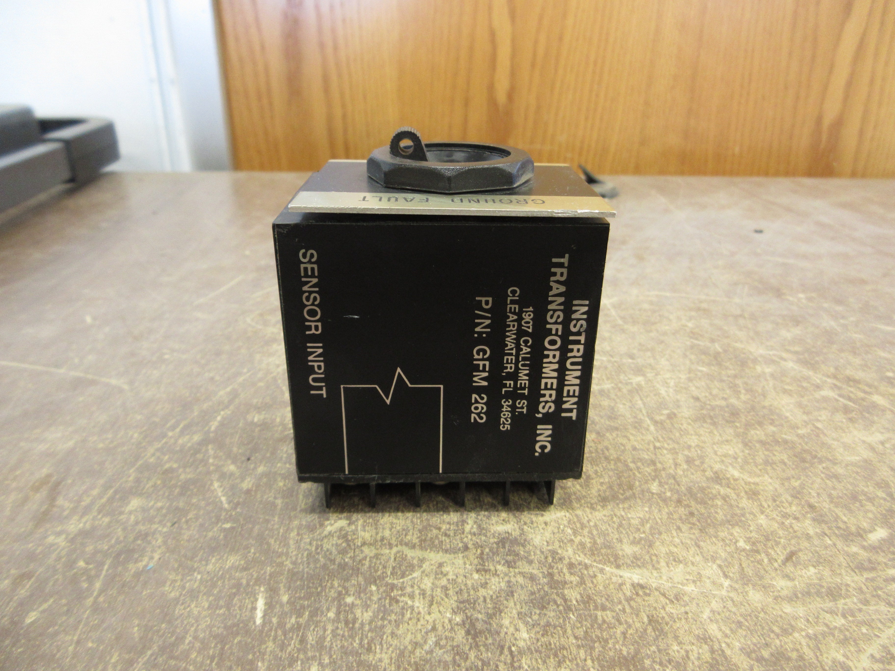 Instrument Transformers Ground Fault Relay GFM 262 Used