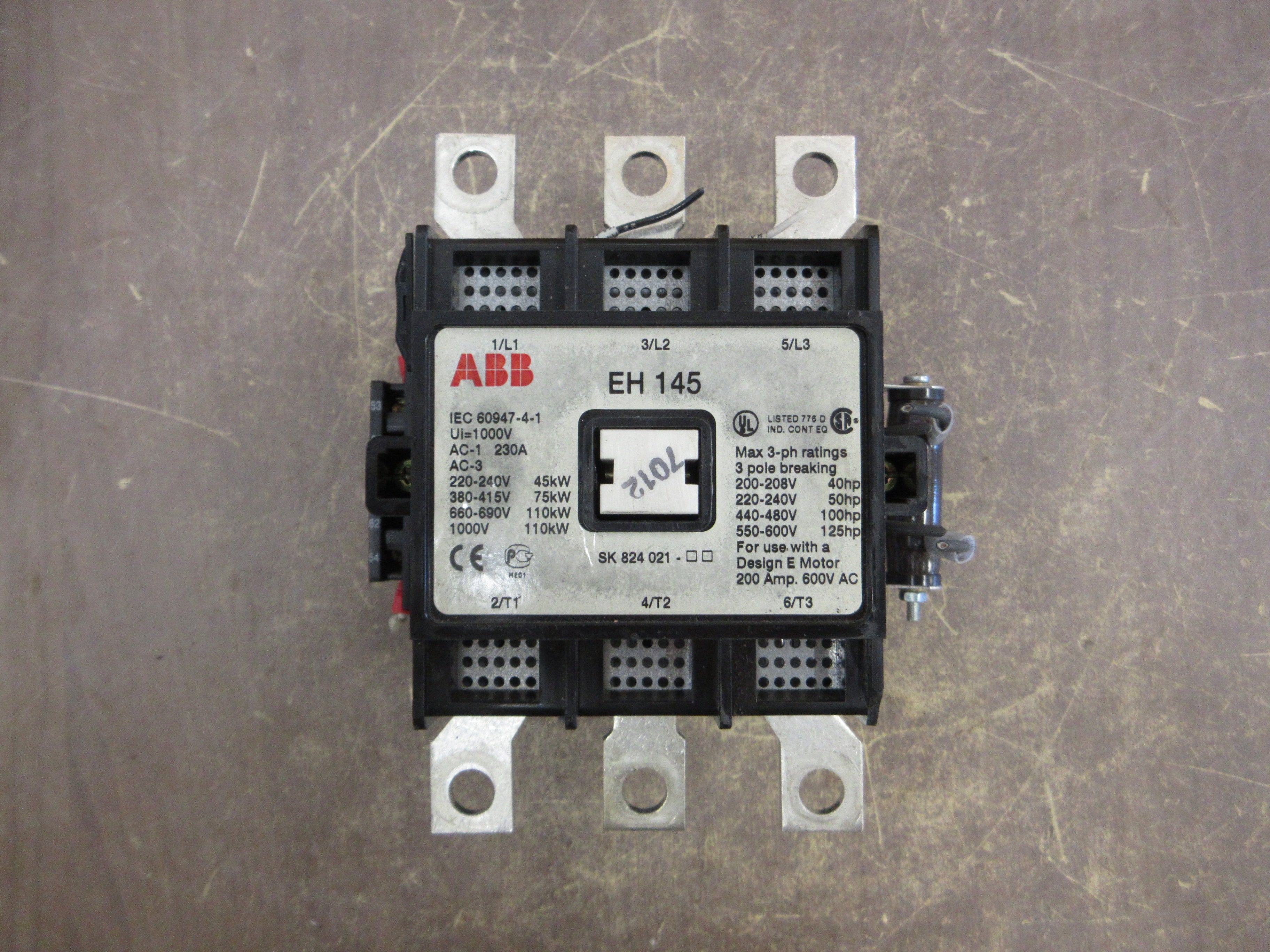 ABB Contactor EH 145 24VDC Coil 200A 600V *Chipped Corner* Used