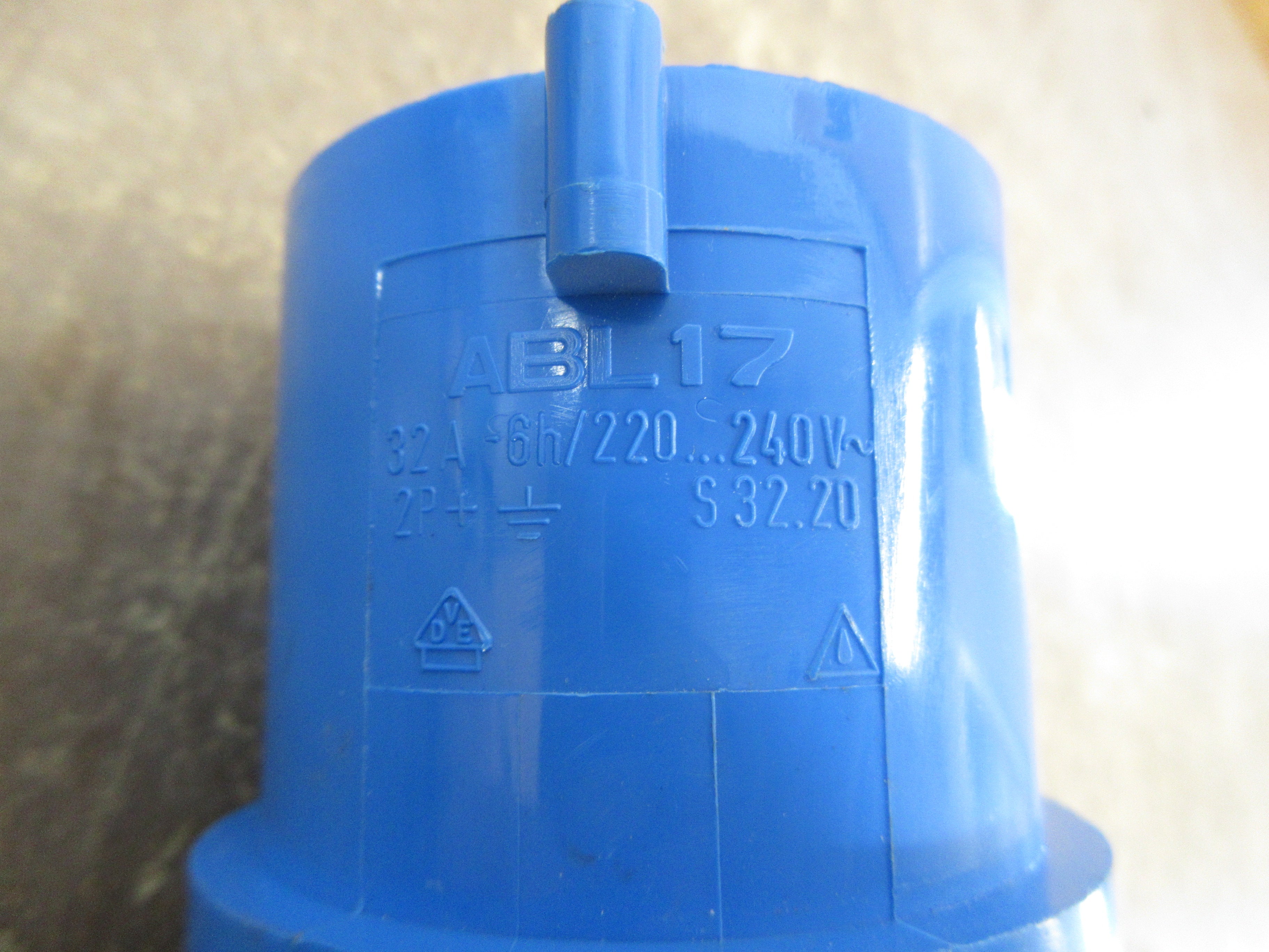 ABL17 Plug S 32.20 32A 220-240V 2P+G Used